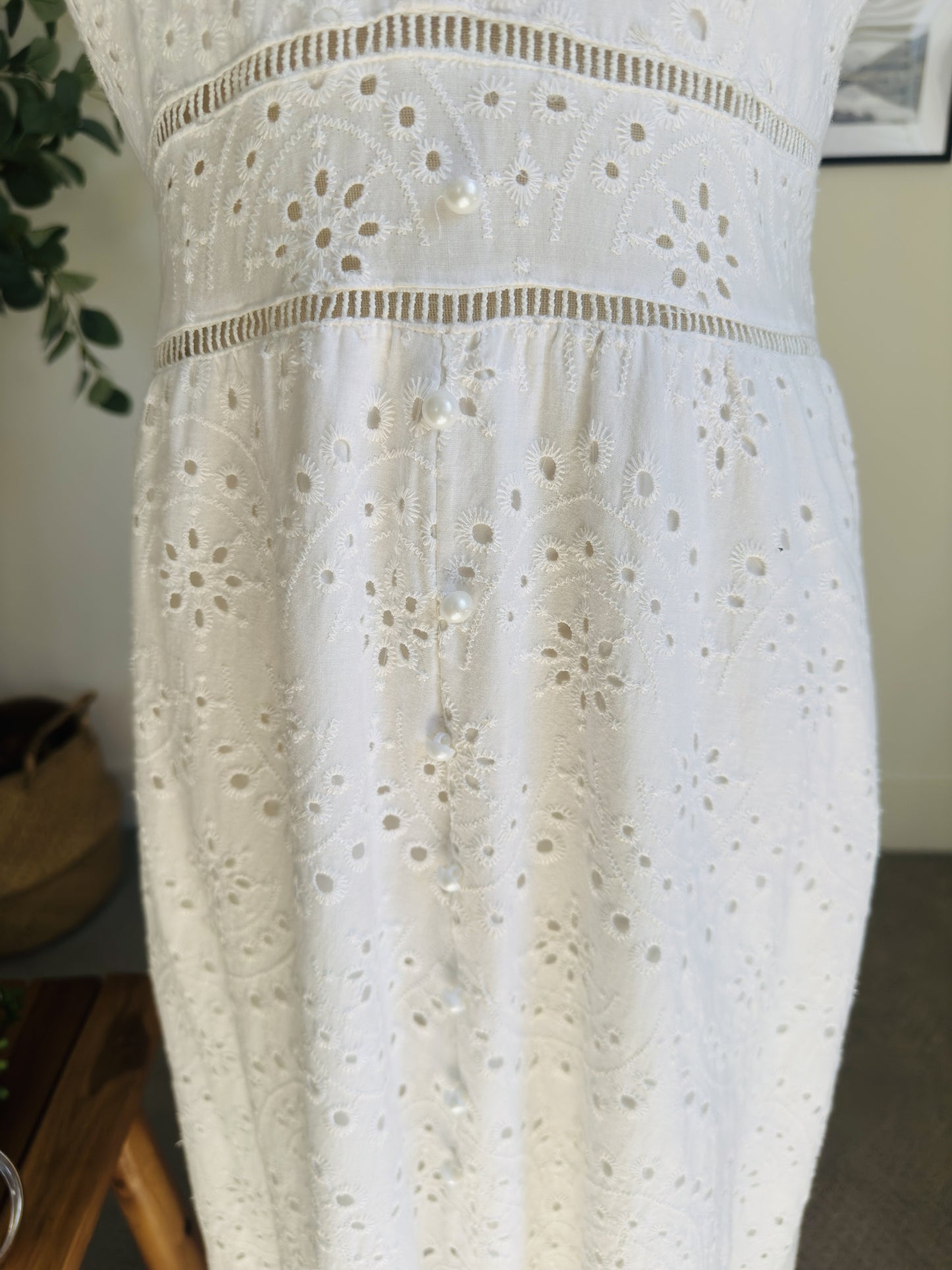 Simplee White Cotton Eyelet Maxi Dress - Size M