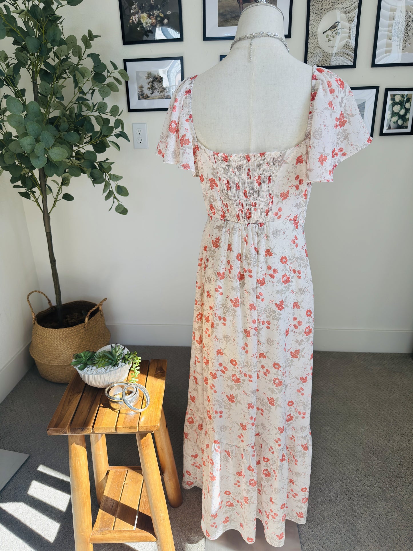 Boutique Floral Print Flutter Sleeve Maxi Dress - Size M