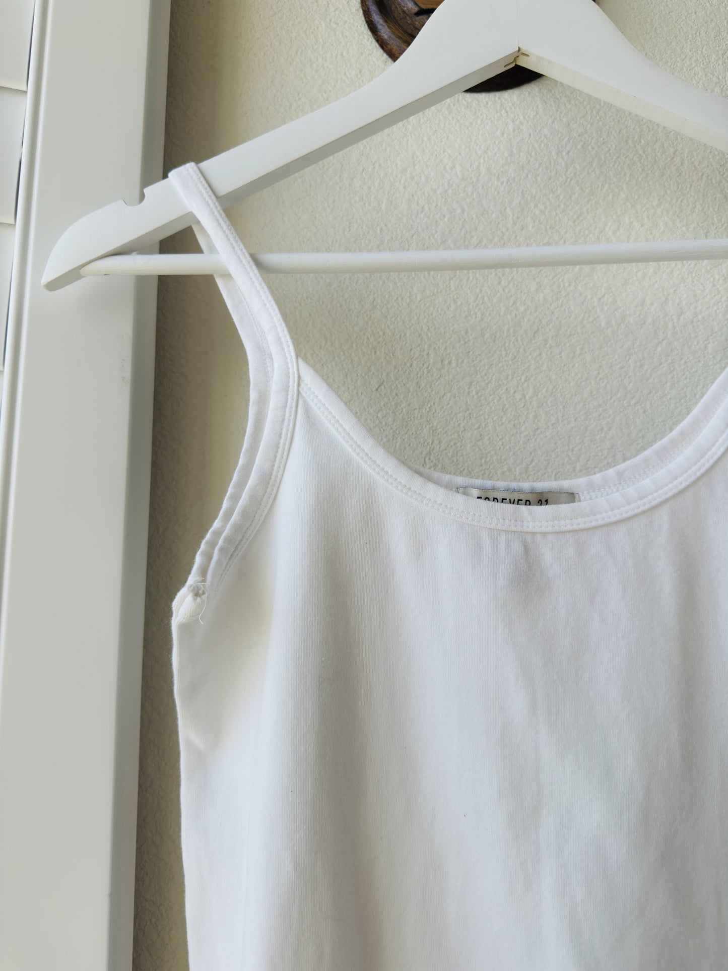 Forever 21 White Cami Tank Top - Size L