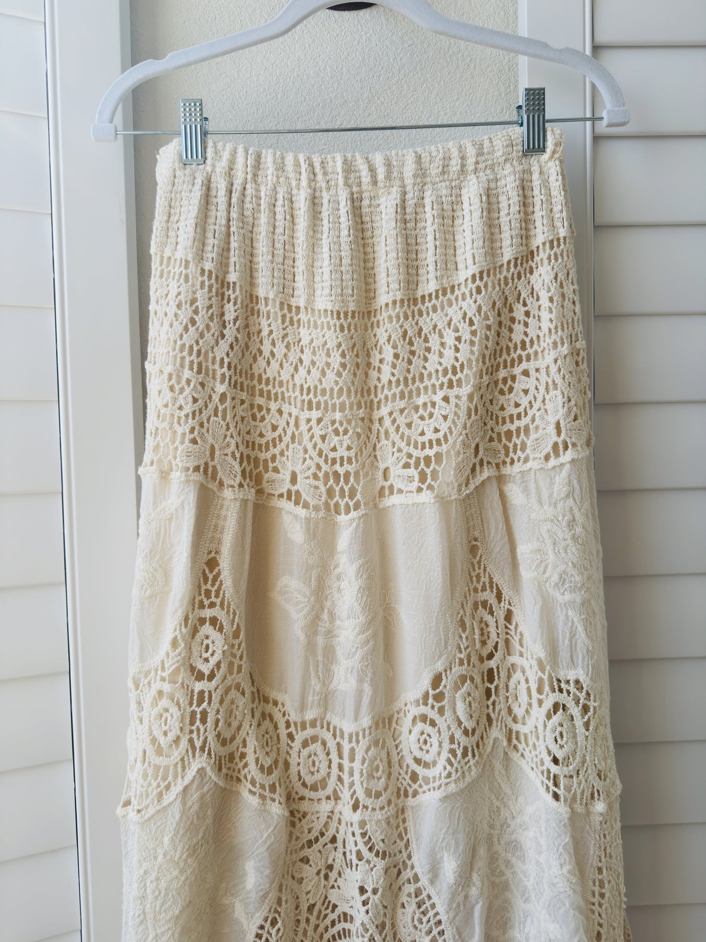 Boutique Cream Crochet Lace Tiered Boho Maxi Skirt - Size M