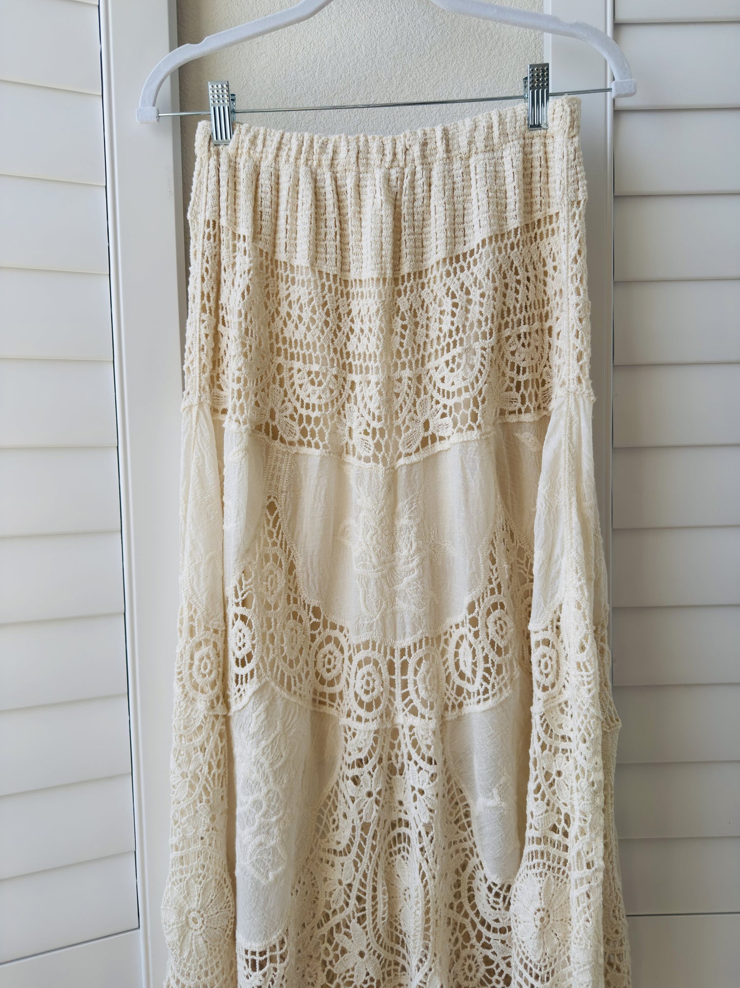 Boutique Cream Crochet Lace Tiered Boho Maxi Skirt - Size M