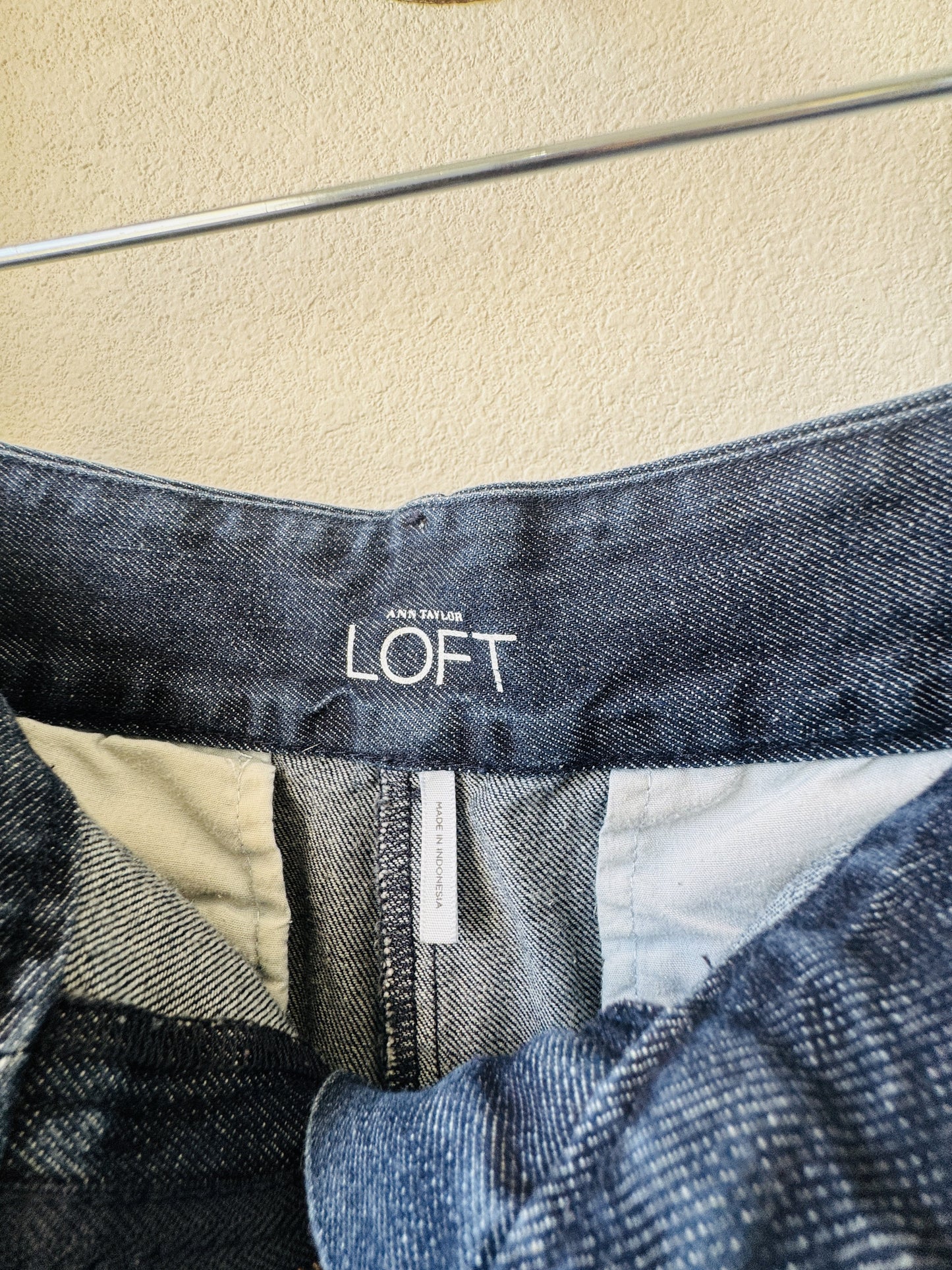 LOFT Dark Wash Denim Shorts - Size 4