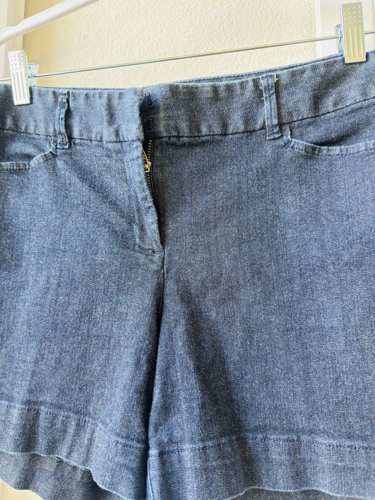 American Eagle Outfitters Tomgirl Midi Distressed Denim Shorts Size 10