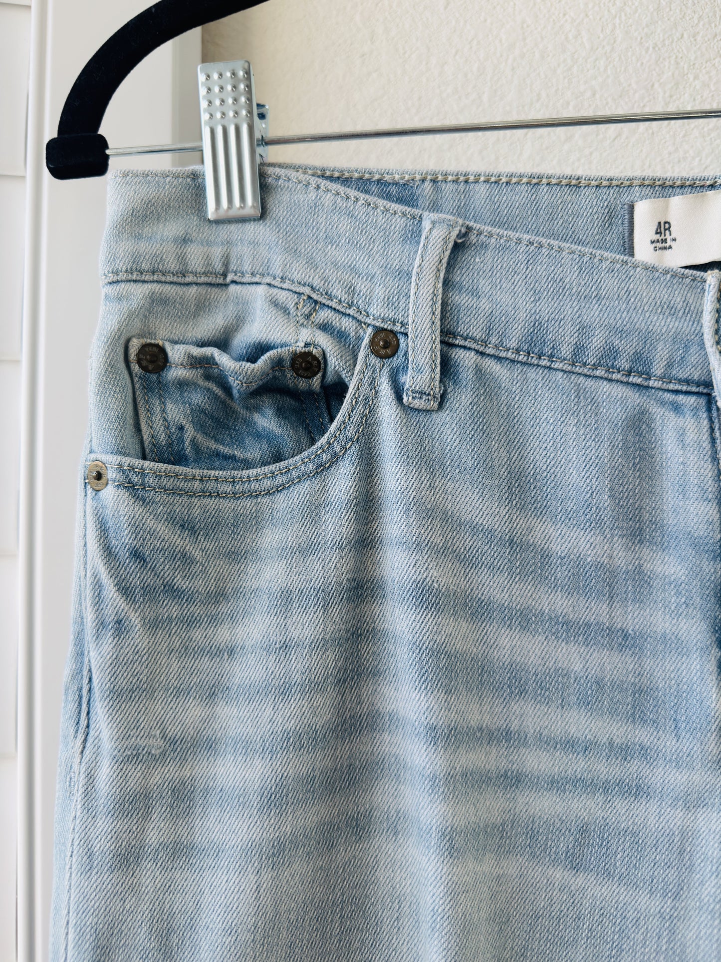 Abercrombie & Fitch Curve Love High Rise Mom Shorts - Size 28