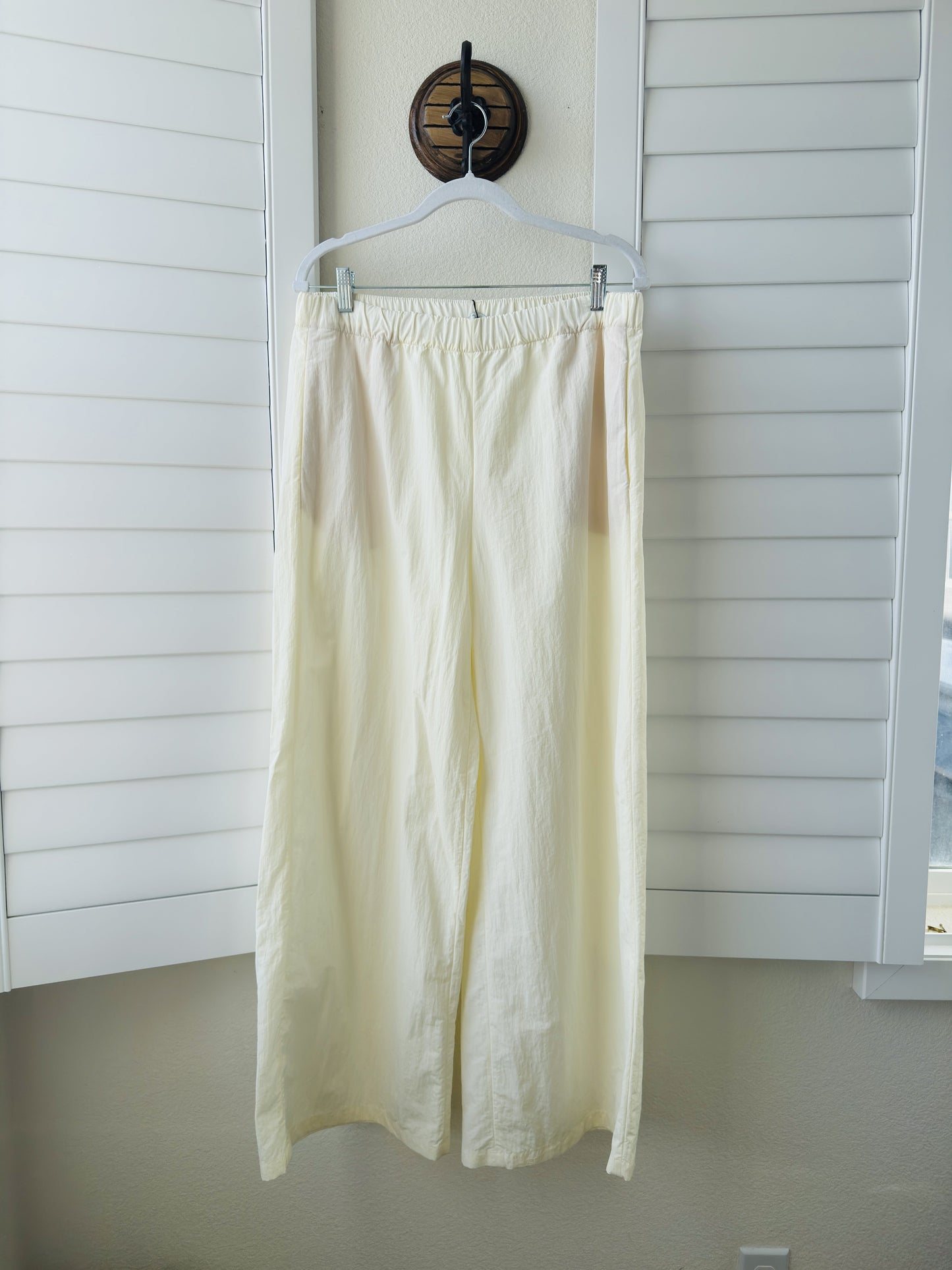 Zara Pale Yellow Wide-Leg Elastic Waist Pants - Size M