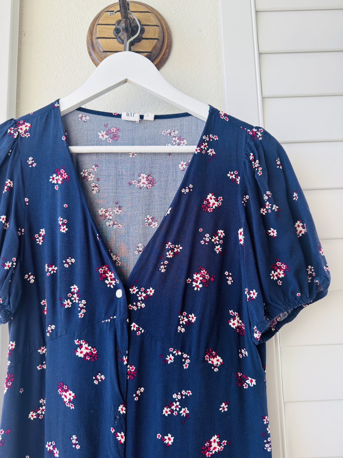 Gap Navy Blue Floral V-Neck Puff Sleeve Dress - Size M