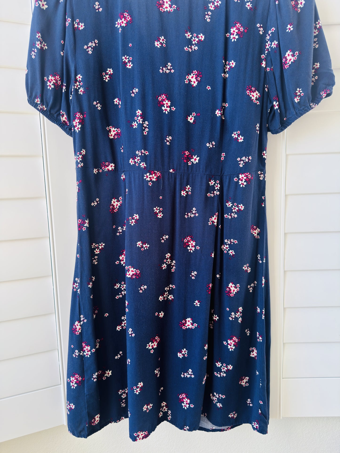 Gap Navy Blue Floral V-Neck Puff Sleeve Dress - Size M