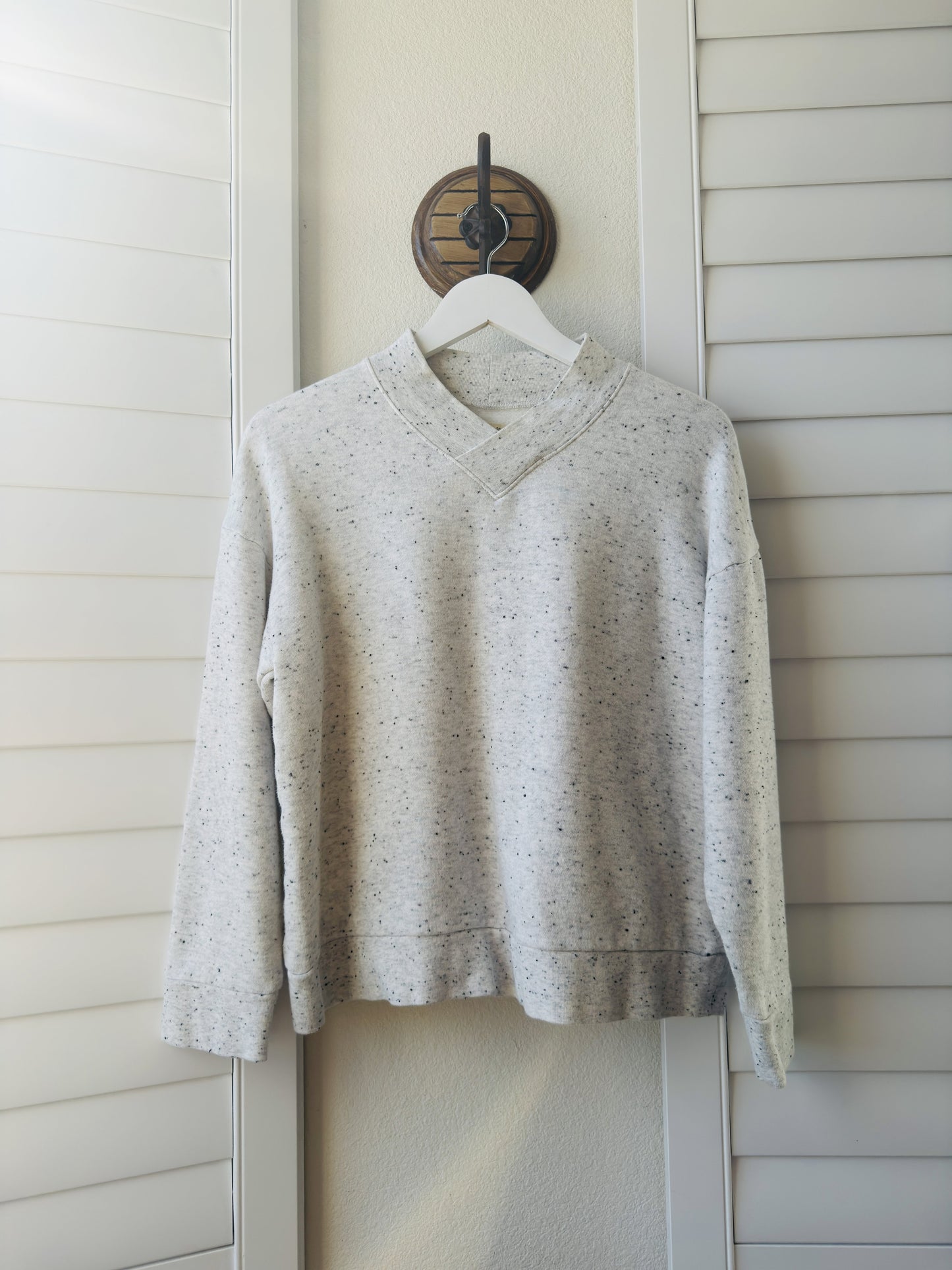 Madewell Speckled Overlap V-Neck Sweatshirt - Size S