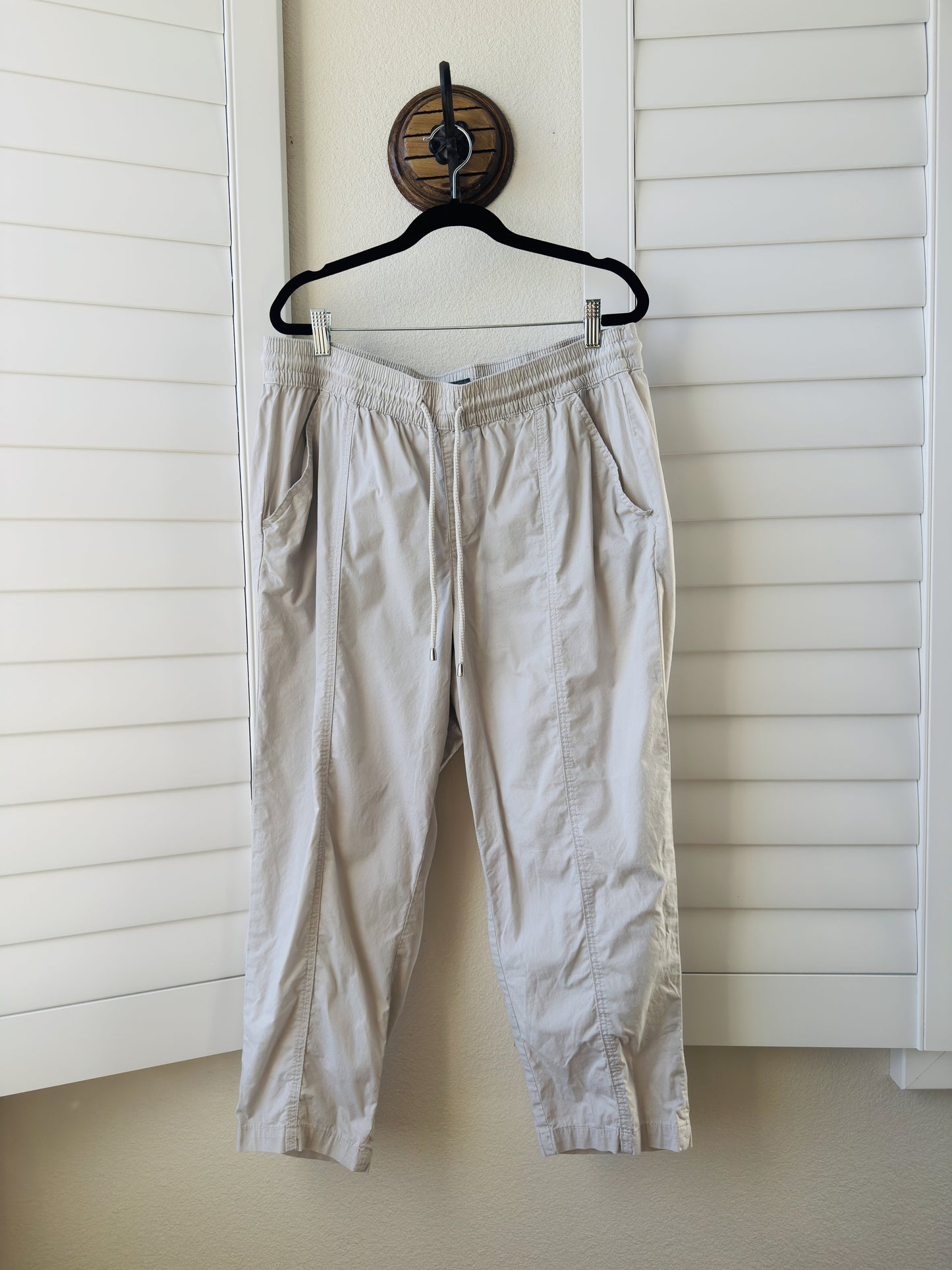 Torrid Beige Cotton Drawstring Crop Utility Pants Size 1