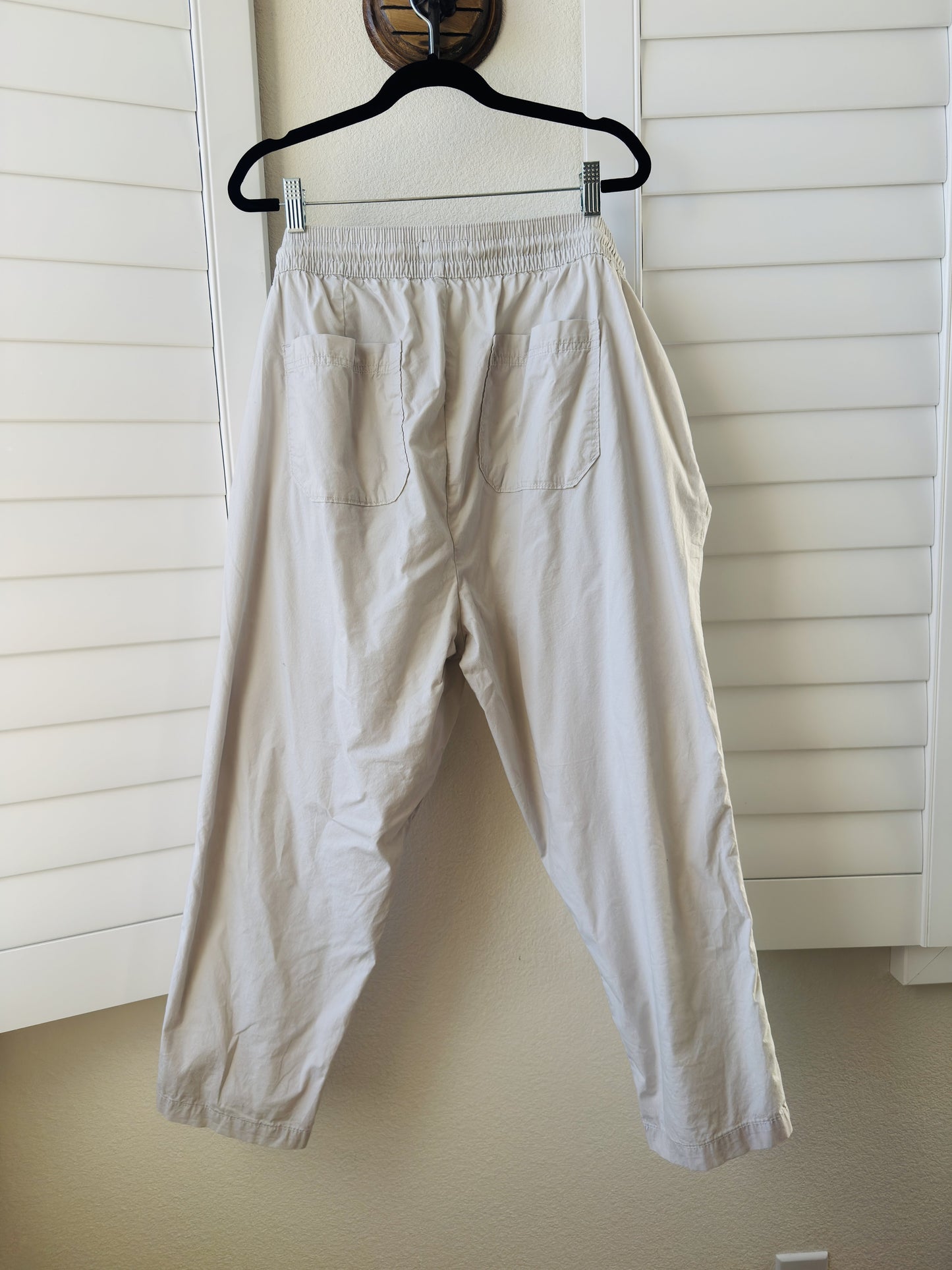 Torrid Beige Cotton Drawstring Crop Utility Pants Size 1