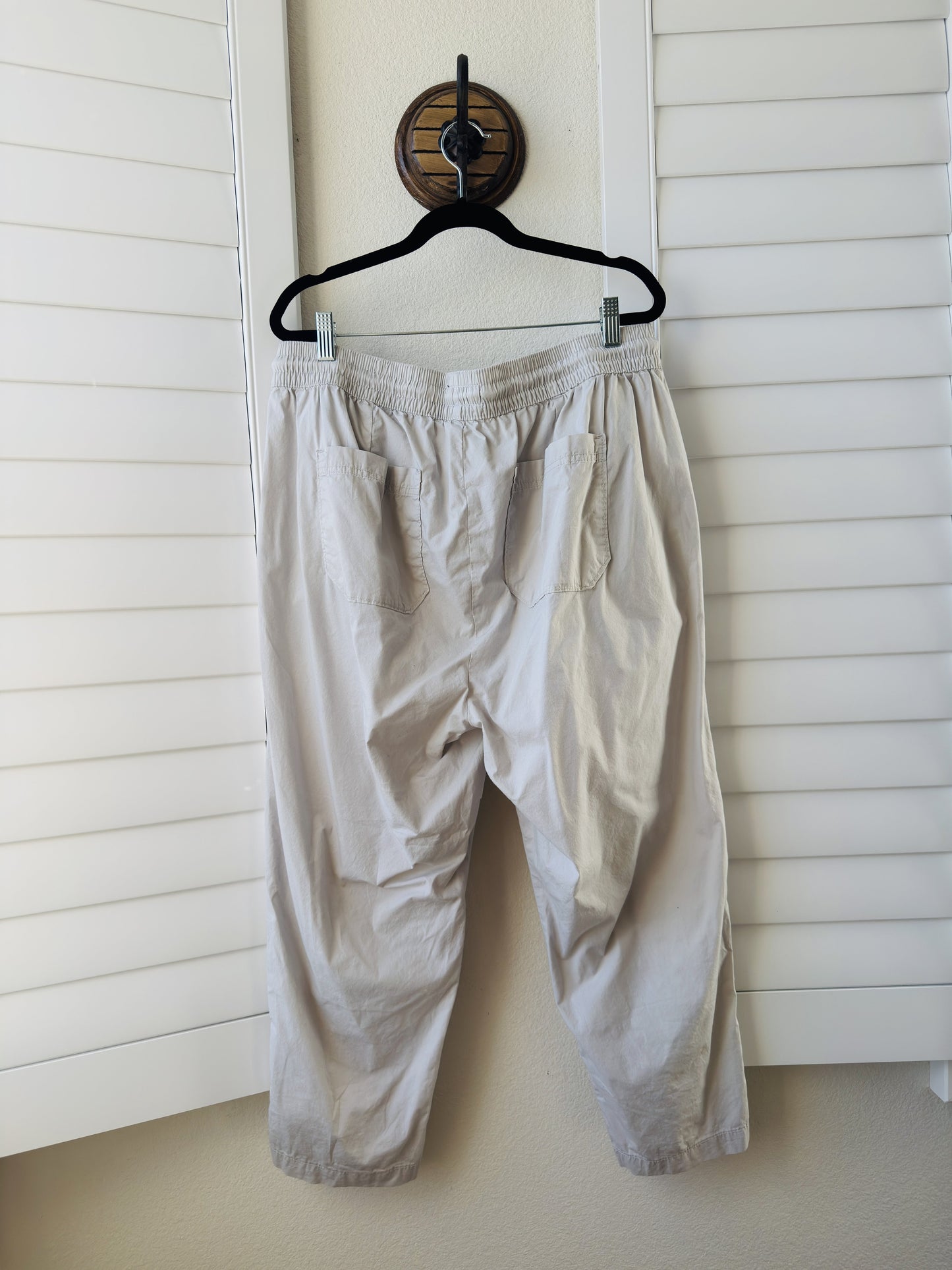 Torrid Beige Cotton Drawstring Crop Utility Pants Size 1