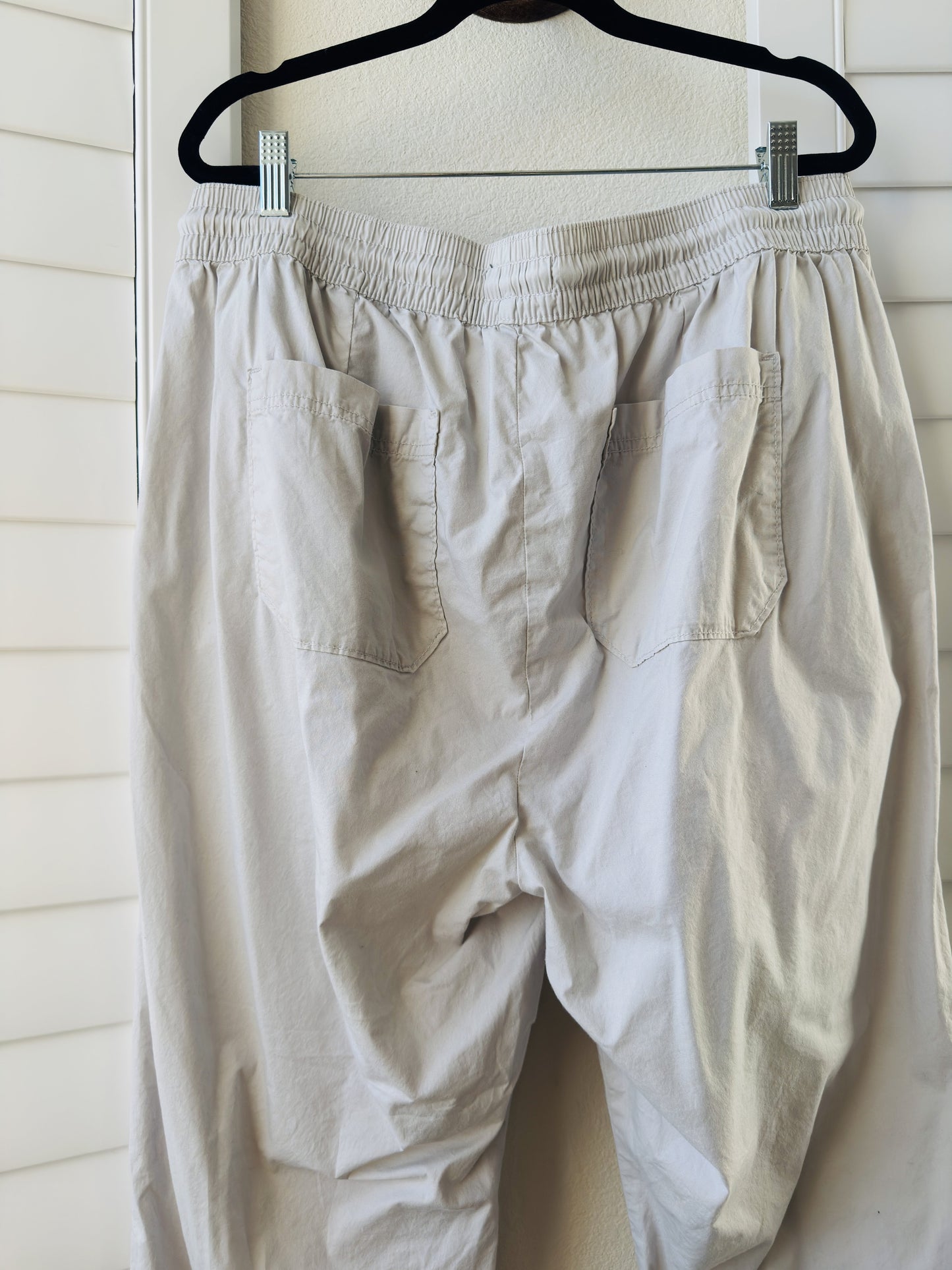 Torrid Beige Cotton Drawstring Crop Utility Pants Size 1