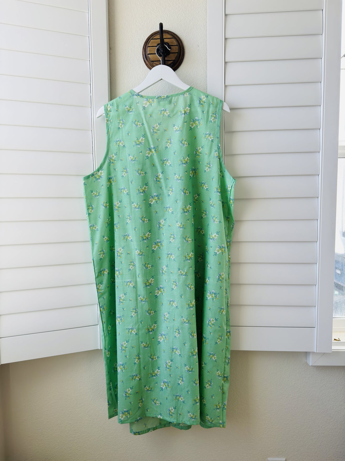 Anthony Richards Green Floral Sleeveless Snap-Front House Dress - Size 1X