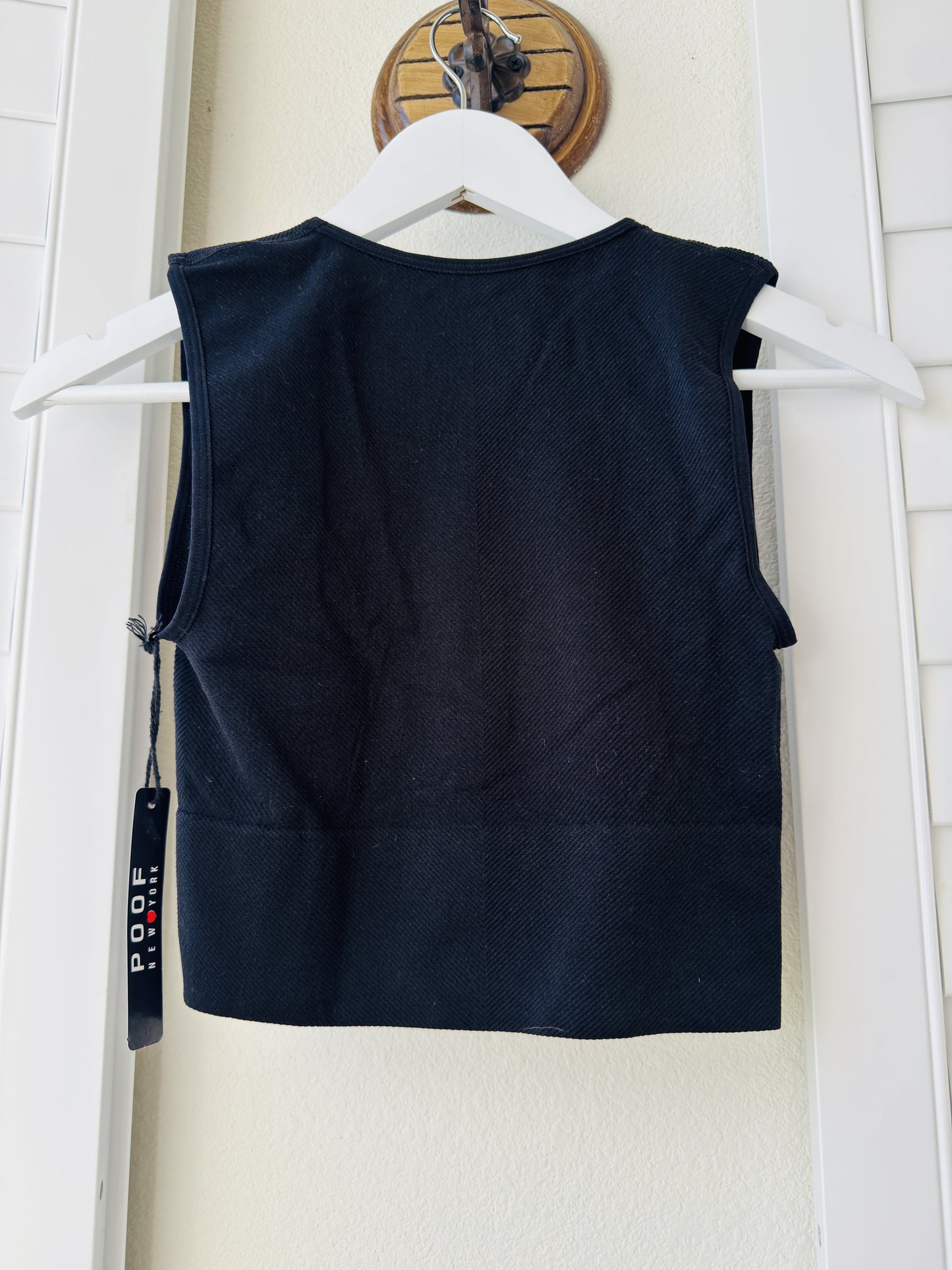 Poof New York Black Seamless Ribbed V-Neck Crop Tank Top Size S/M