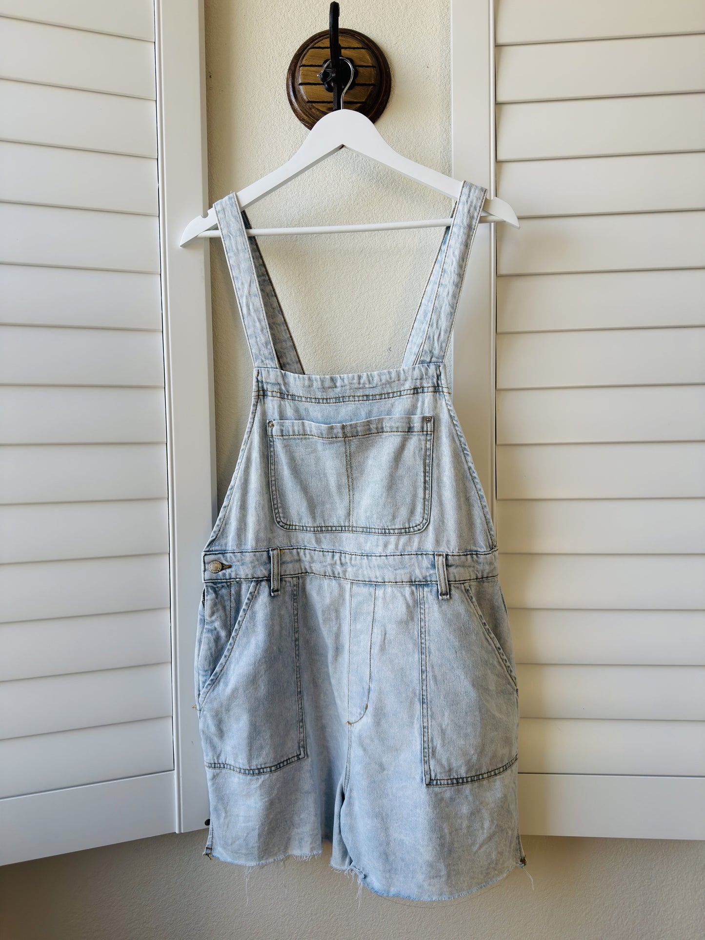 WeWoreWhat Light Wash Denim Shortalls - Size L