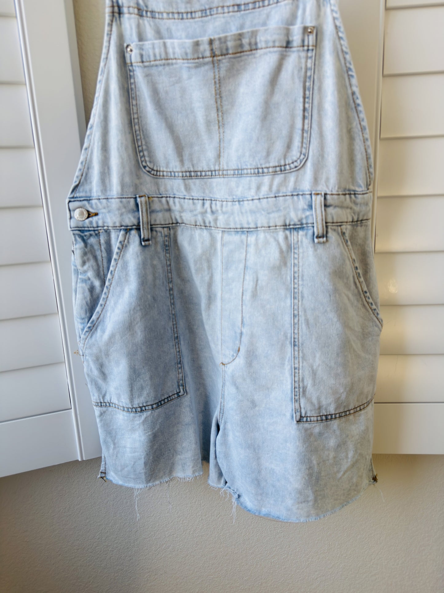 WeWoreWhat Light Wash Denim Shortalls - Size L