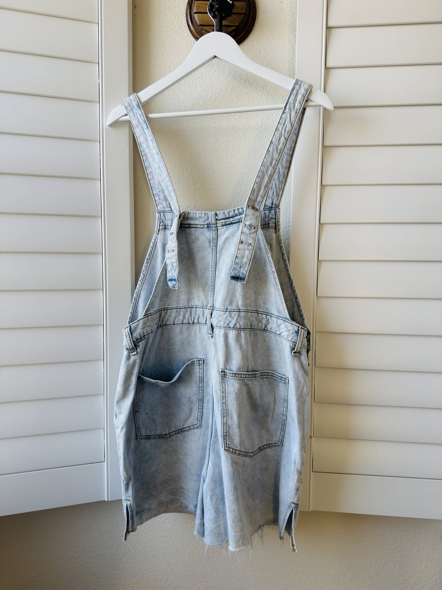 WeWoreWhat Light Wash Denim Shortalls - Size L
