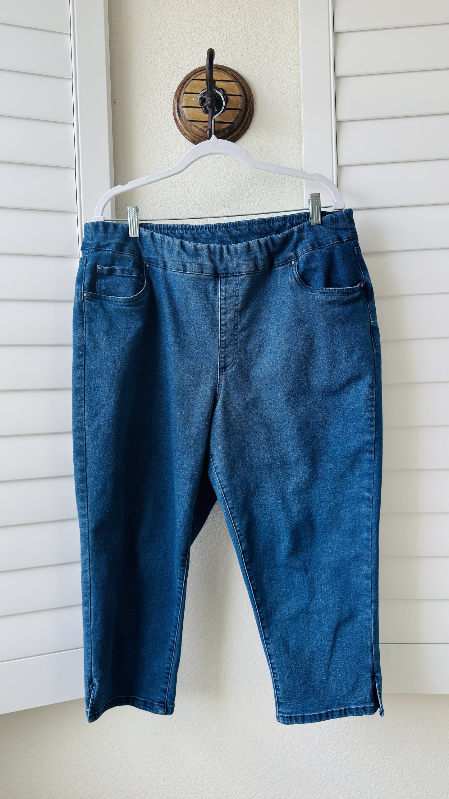 Blair Blue Denim Pull-On Crop Pants - Size 16W