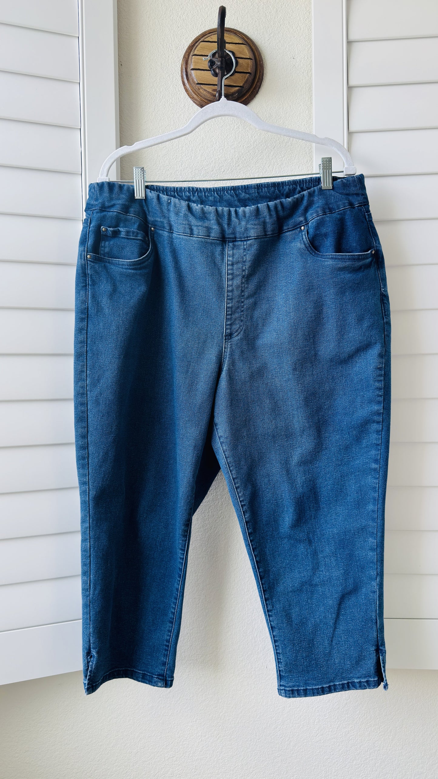 Blair Blue Denim Pull-On Crop Pants - Size 16W