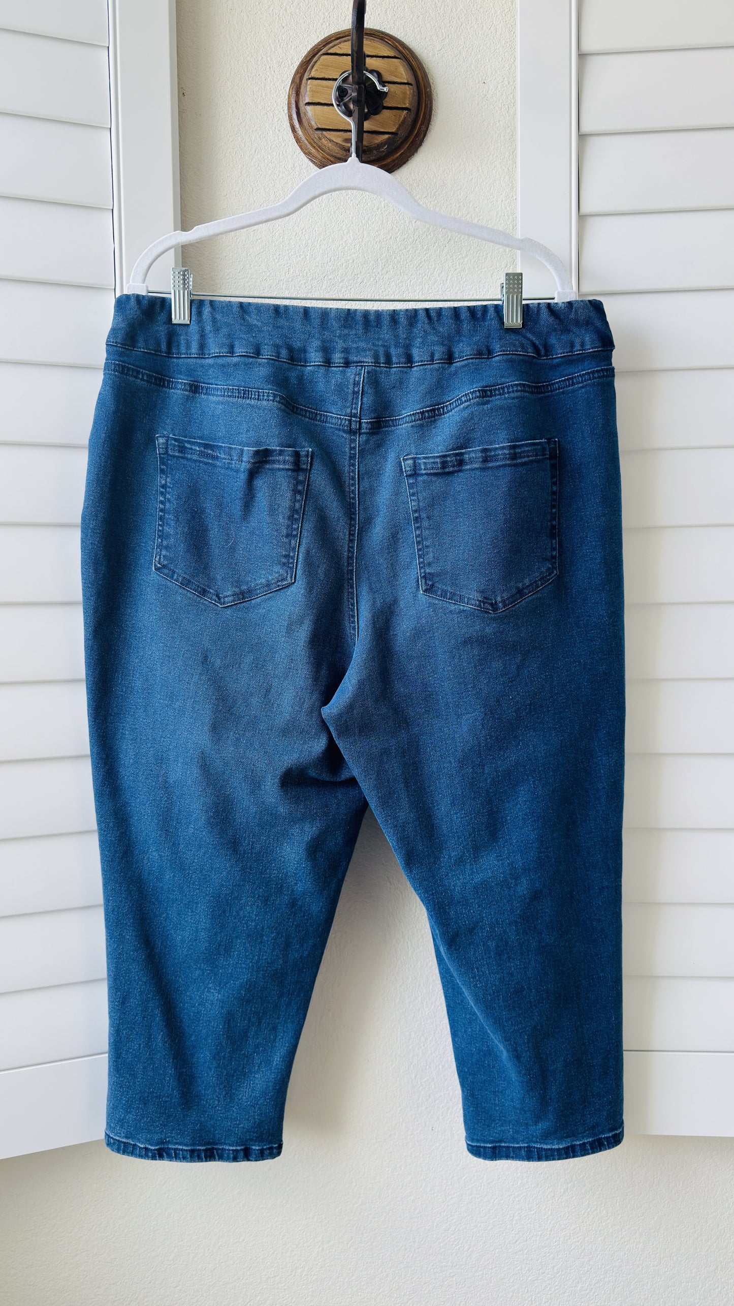 Blair Blue Denim Pull-On Crop Pants - Size 16W