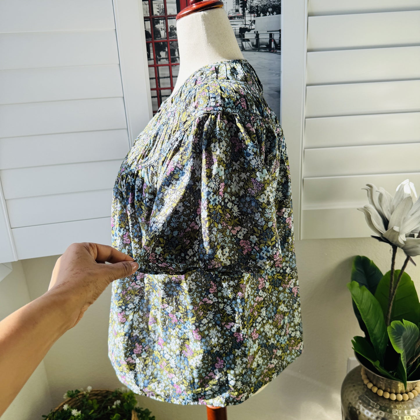 Old Navy Floral Gathered Yoke Keyhole Blouse 2X