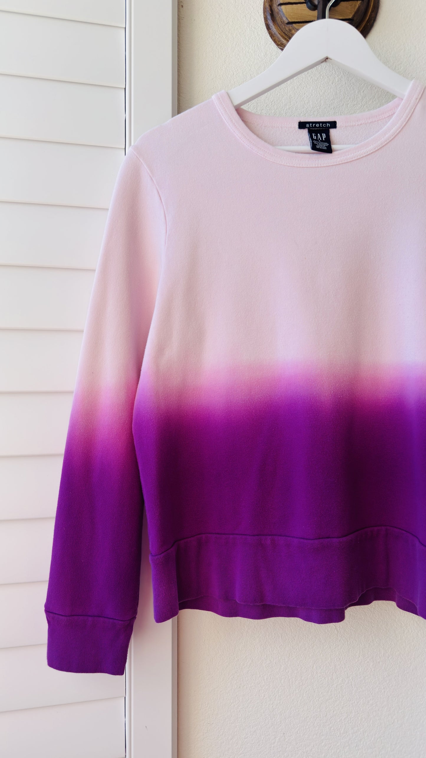 Gap Pink & Purple Ombre Dip Dye Crewneck Sweatshirt Size L