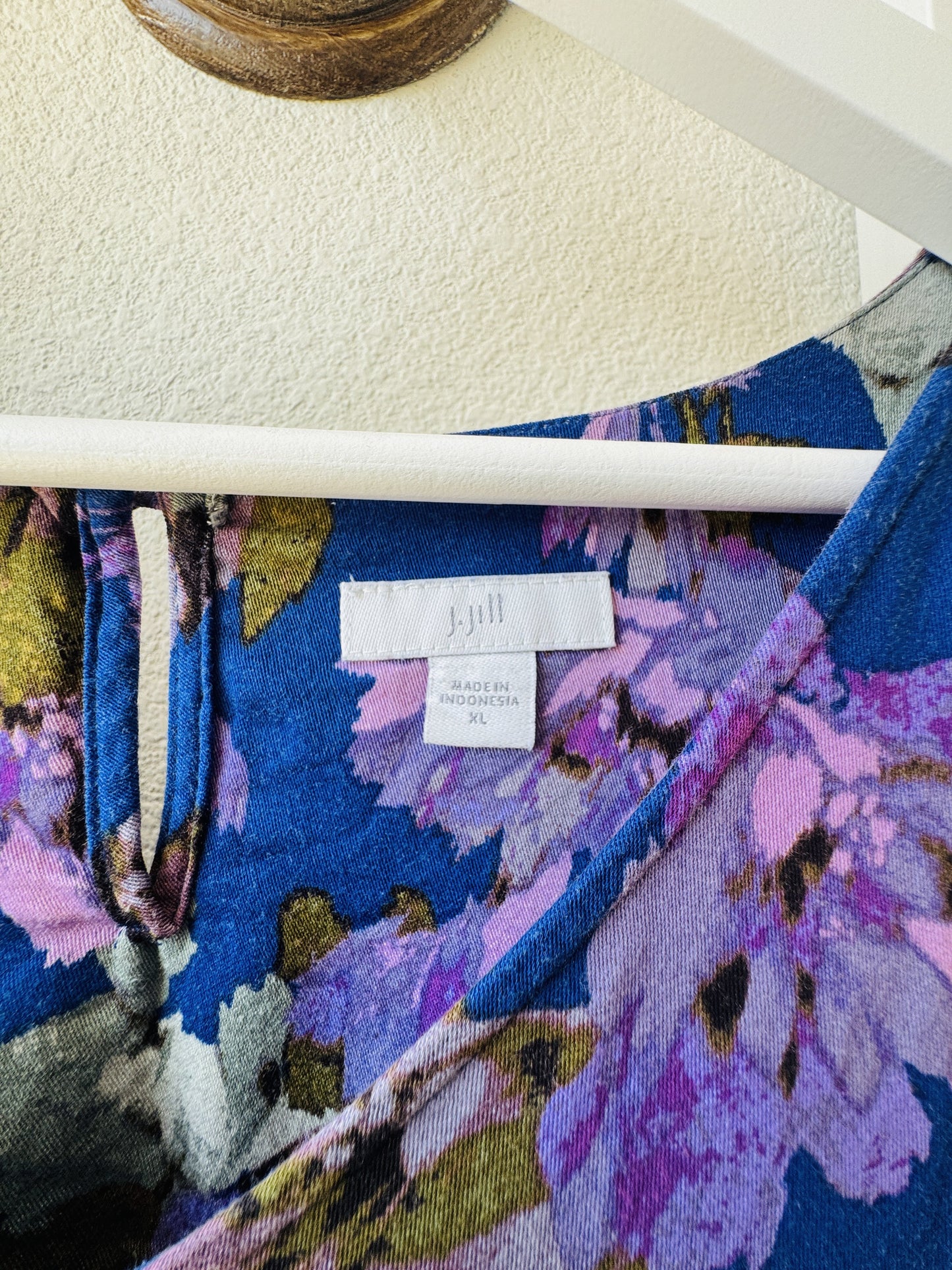 J.Jill Blue Floral V-Neck Rayon Cotton Blouse - Size XL