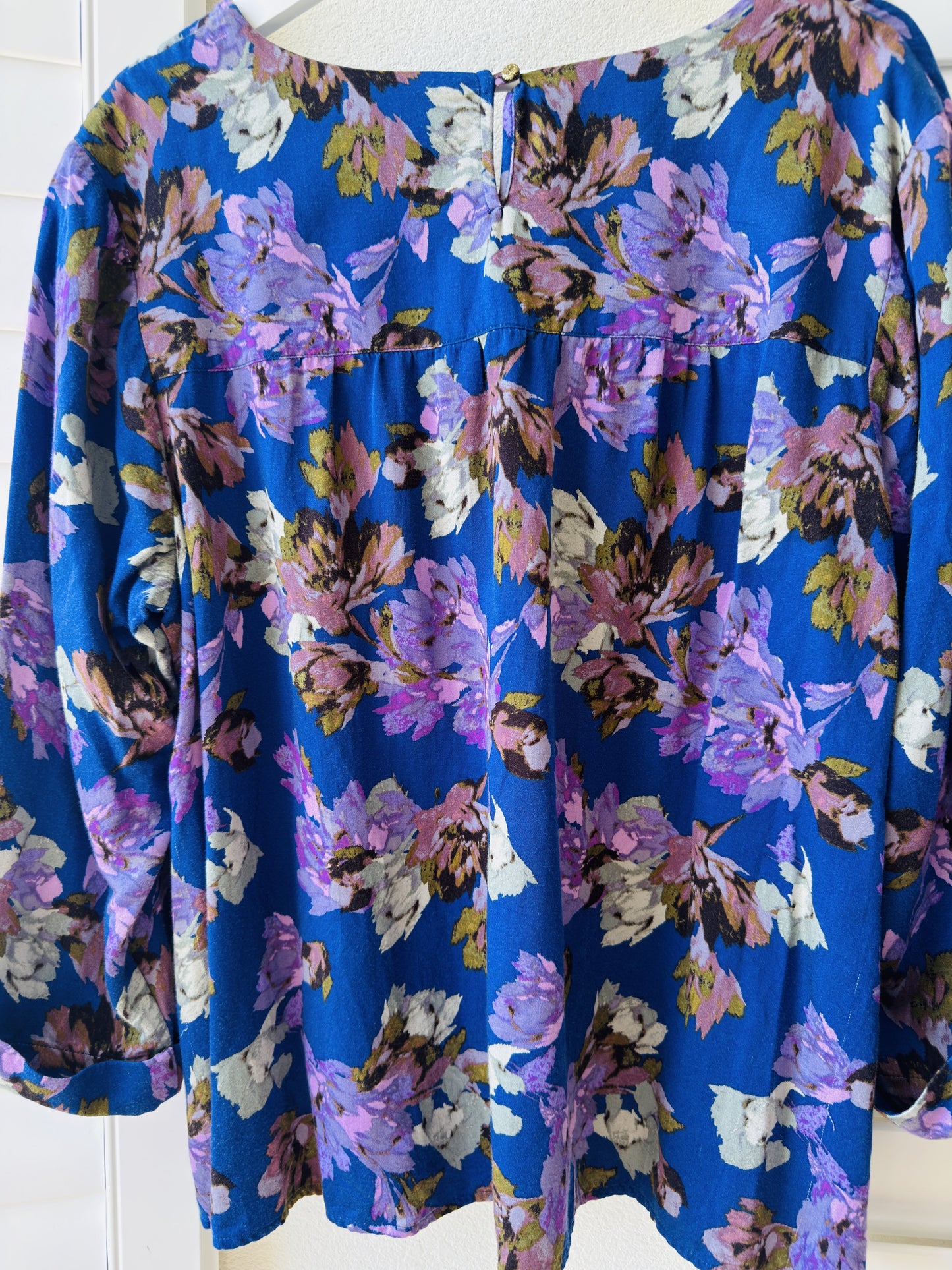 J.Jill Blue Floral V-Neck Blouse - Size XL