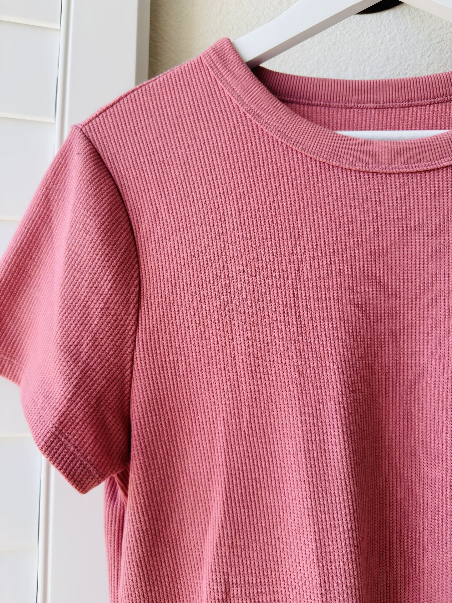 American Eagle Dusty Pink Ribbed Short Sleeve T-Shirt - Size XL