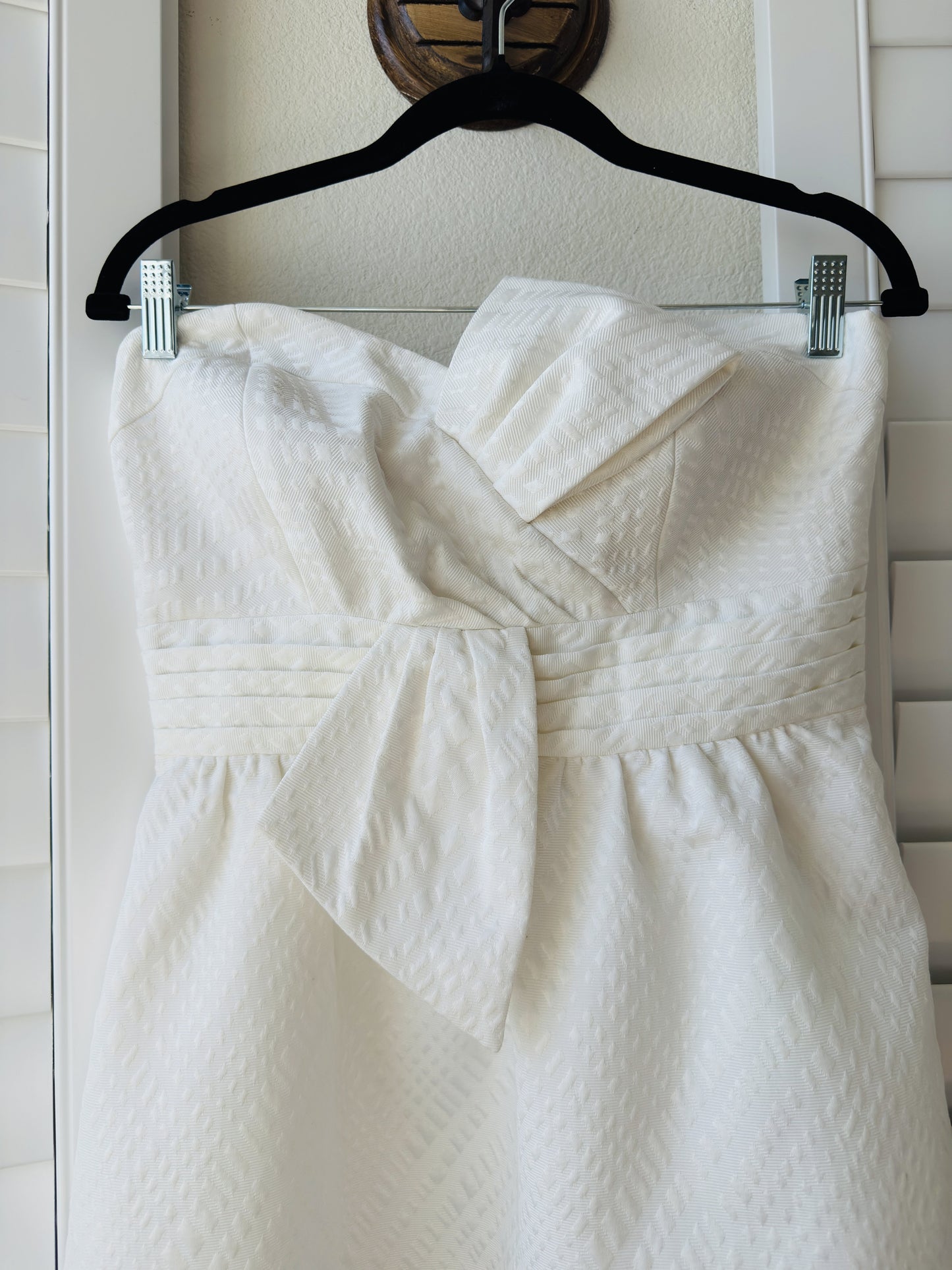 Max and Cleo White Strapless Jacquard Bow Dress - Size 8
