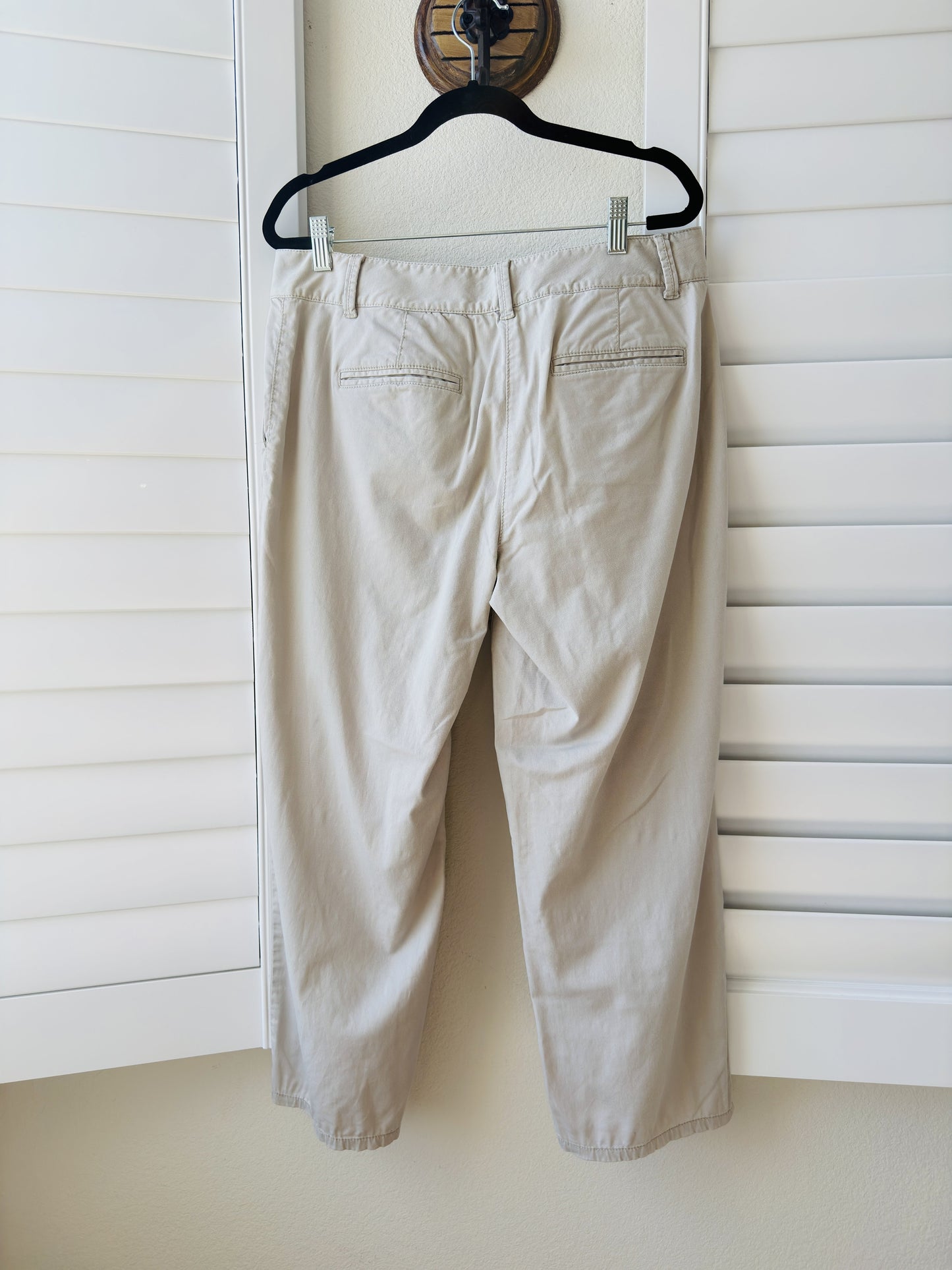 Ann Taylor Beige Chino Ankle Pants Size 8