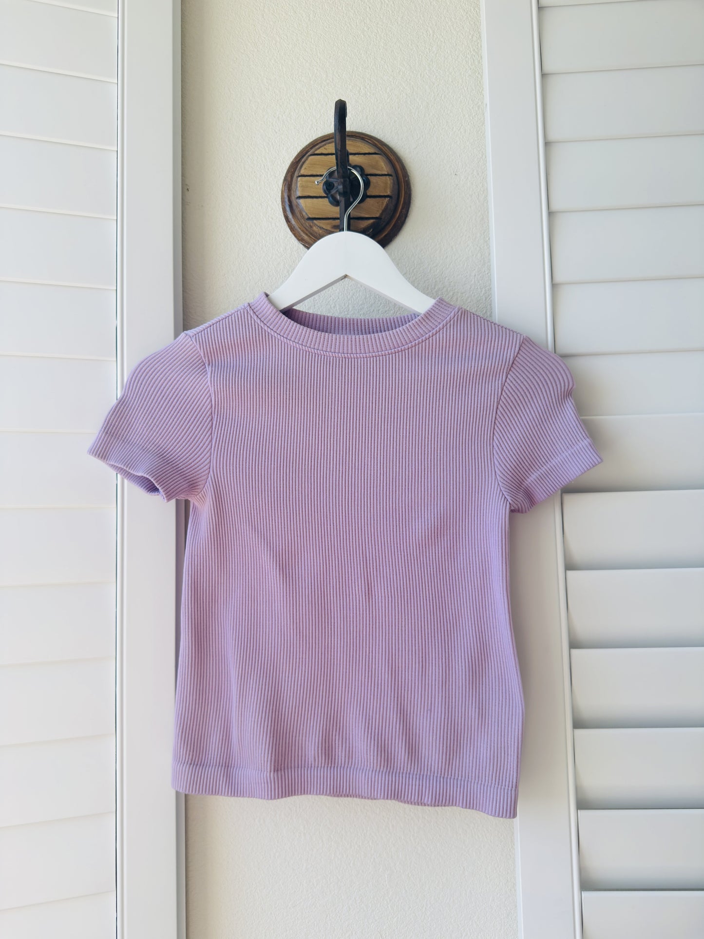 Old Navy Seamless Ribbed Short Sleeve Tee - Size M