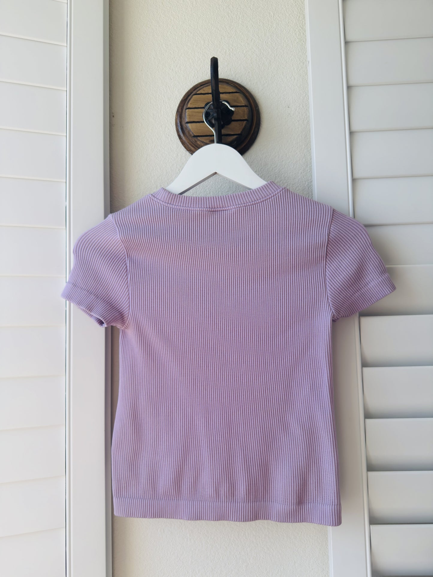 Old Navy Seamless Ribbed Short Sleeve Tee - Size M