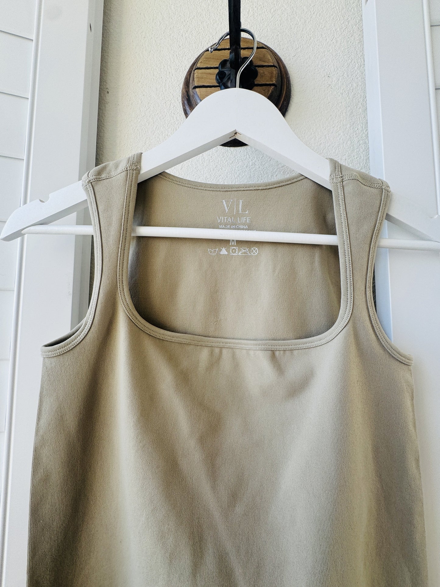 Vital Life Ribbed Square Neck Tank Top Size M