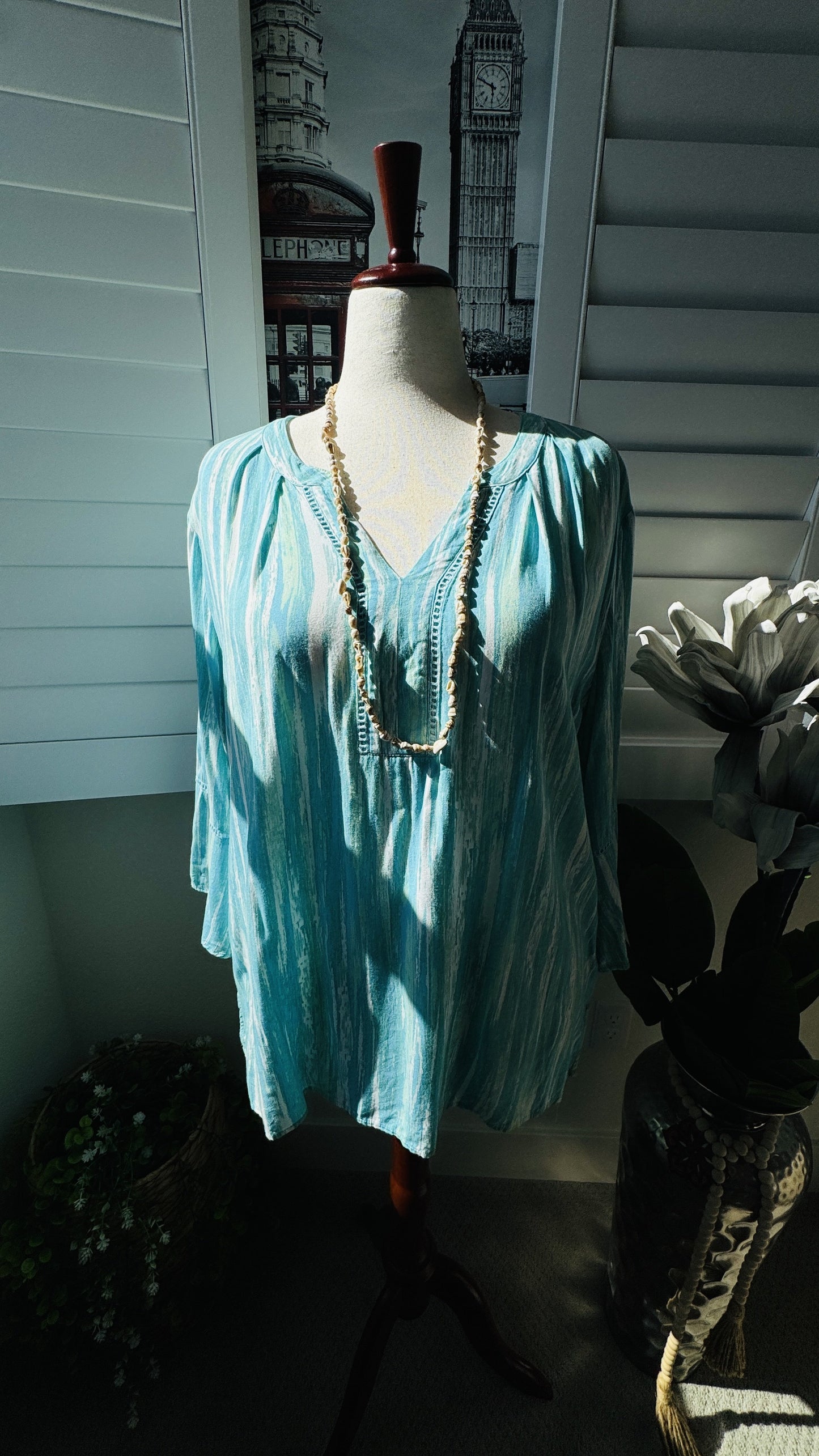 Gloria Vanderbilt Women's Blue Brushstroke V-Neck Tunic Top XXL