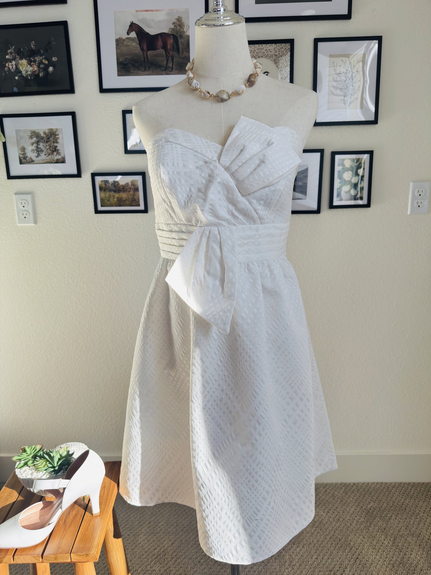 Max and Cleo White Strapless Jacquard Bow Dress - Size 8
