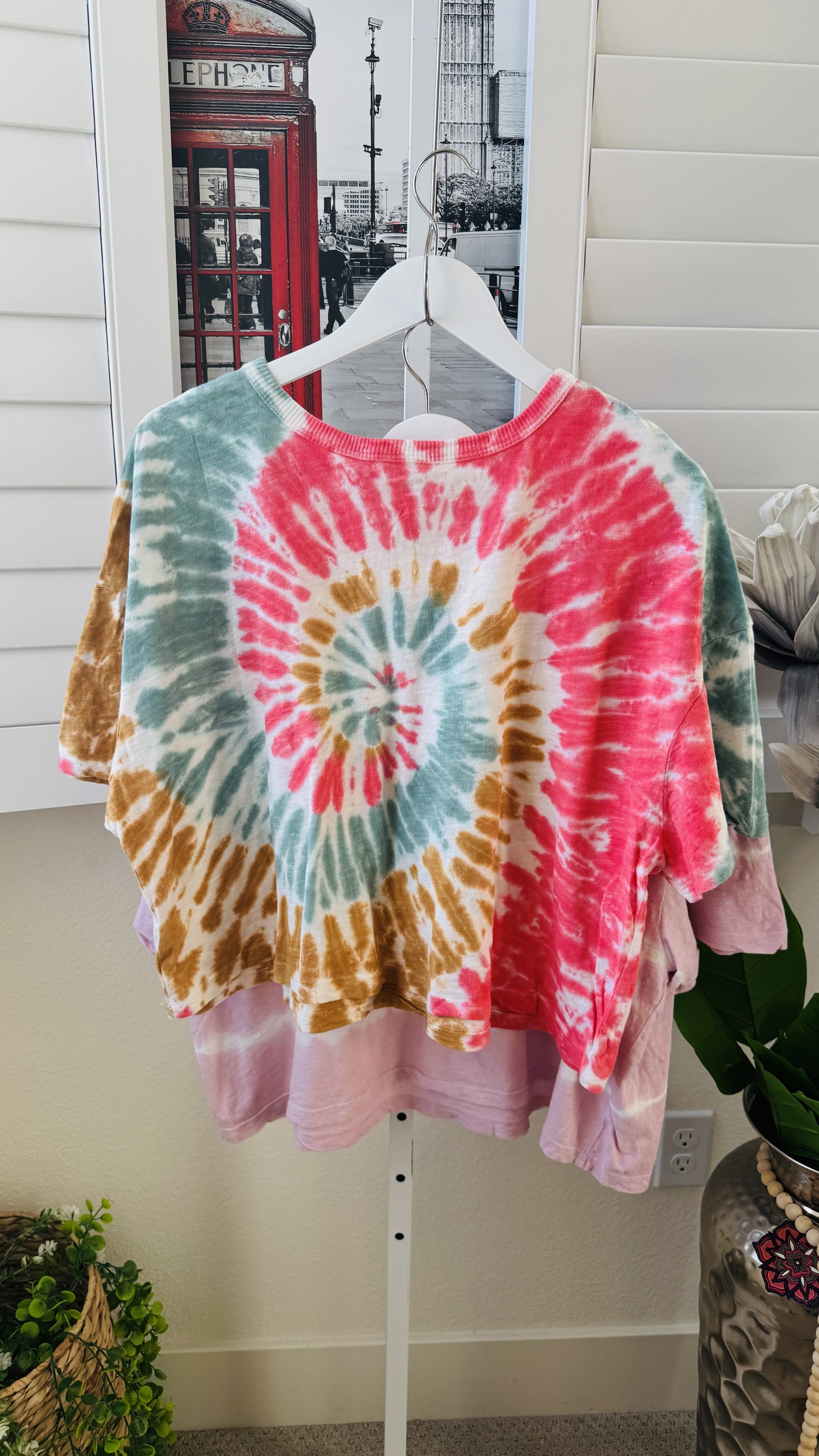 So Women's XXL Tie-Dye Cropped T-Shirt Duo