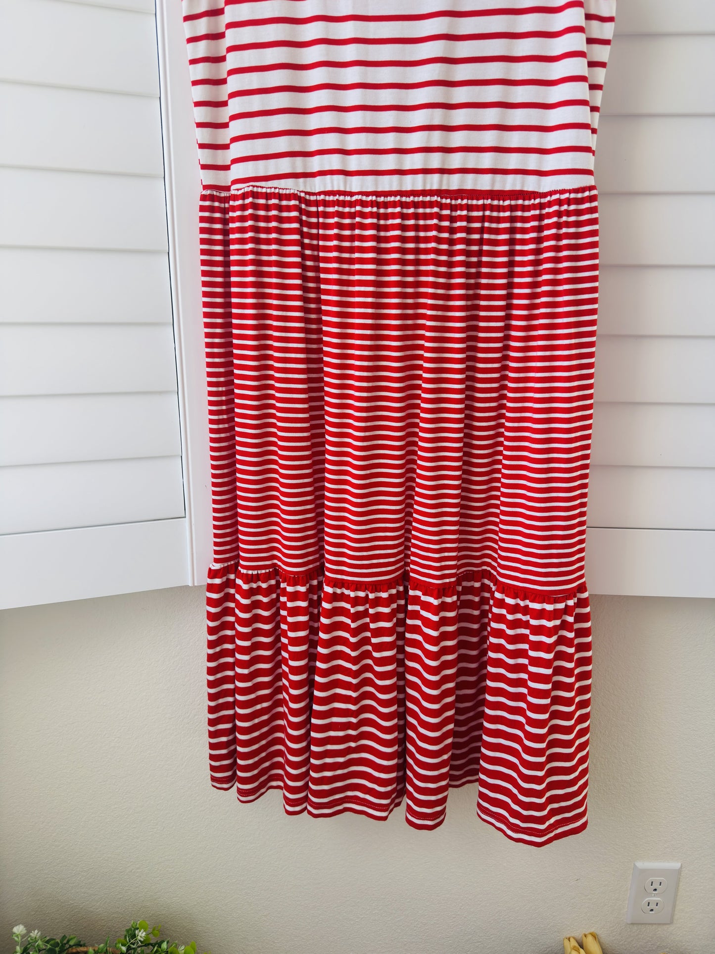 Nina Leonard Red & White Striped Tiered Sleeveless Maxi Dress - Size L