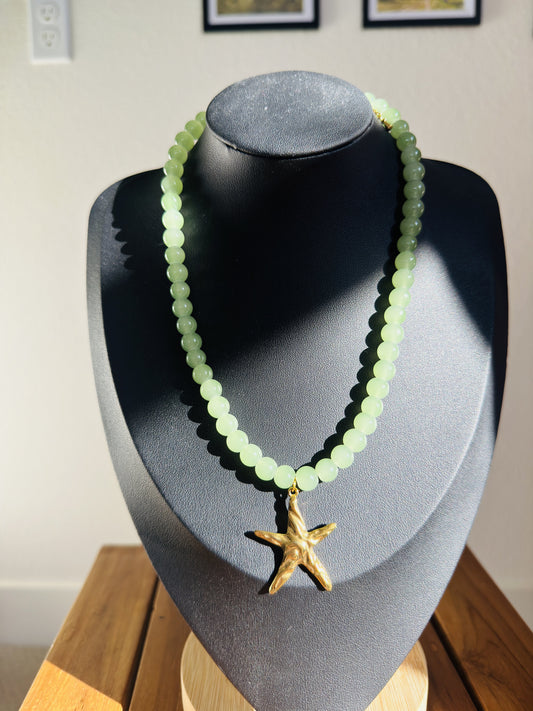 Green Aventurine Beaded Starfish Pendant Necklace