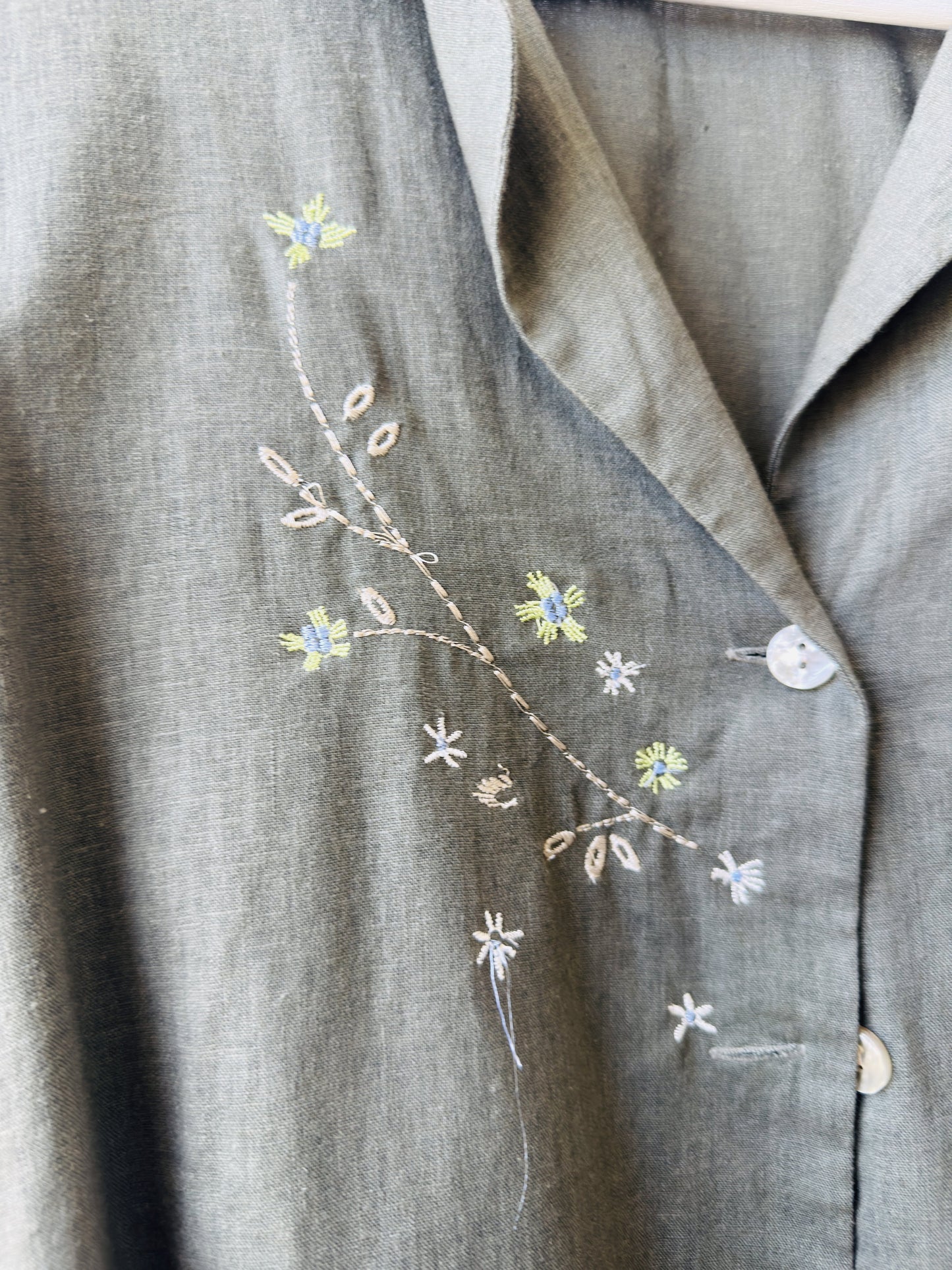 Uniform John Paul Richard Embroidered Linen Blend Shirt Size L