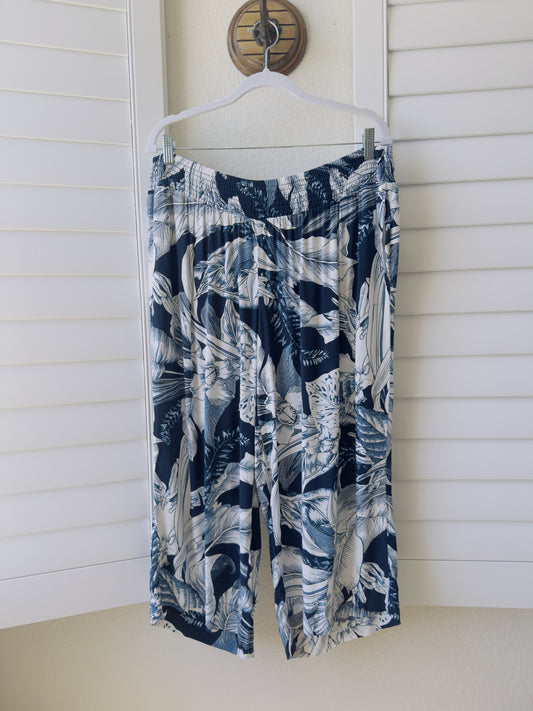 Philosophy Woman Blue Tropical Smocked Crop Pants Size 1X