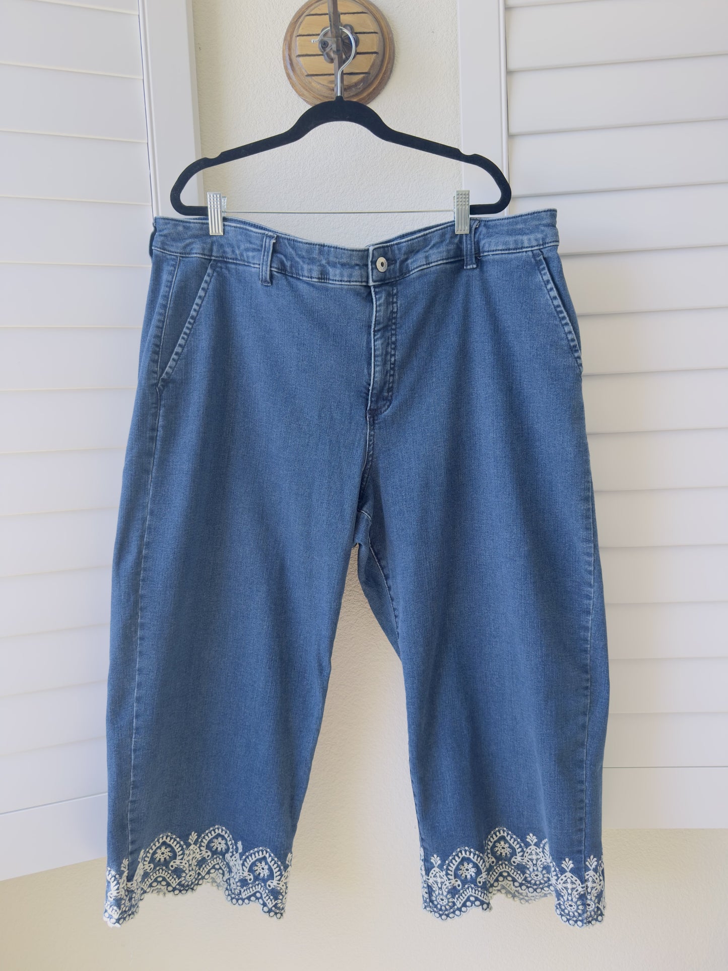 Style & Co. Lace-Hem Embroidered Wide Leg Crop Jeans Size 22W