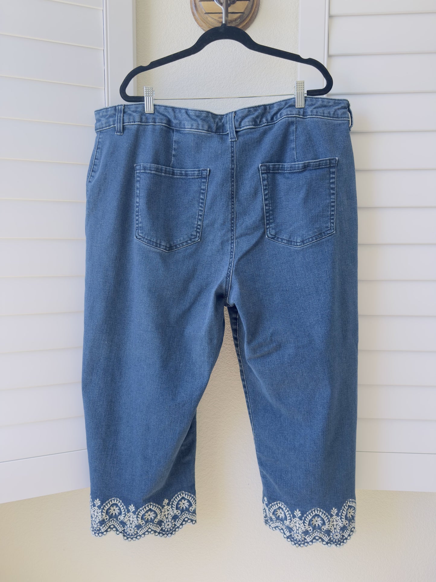 Style & Co. Lace-Hem Embroidered Wide Leg Crop Jeans Size 22W
