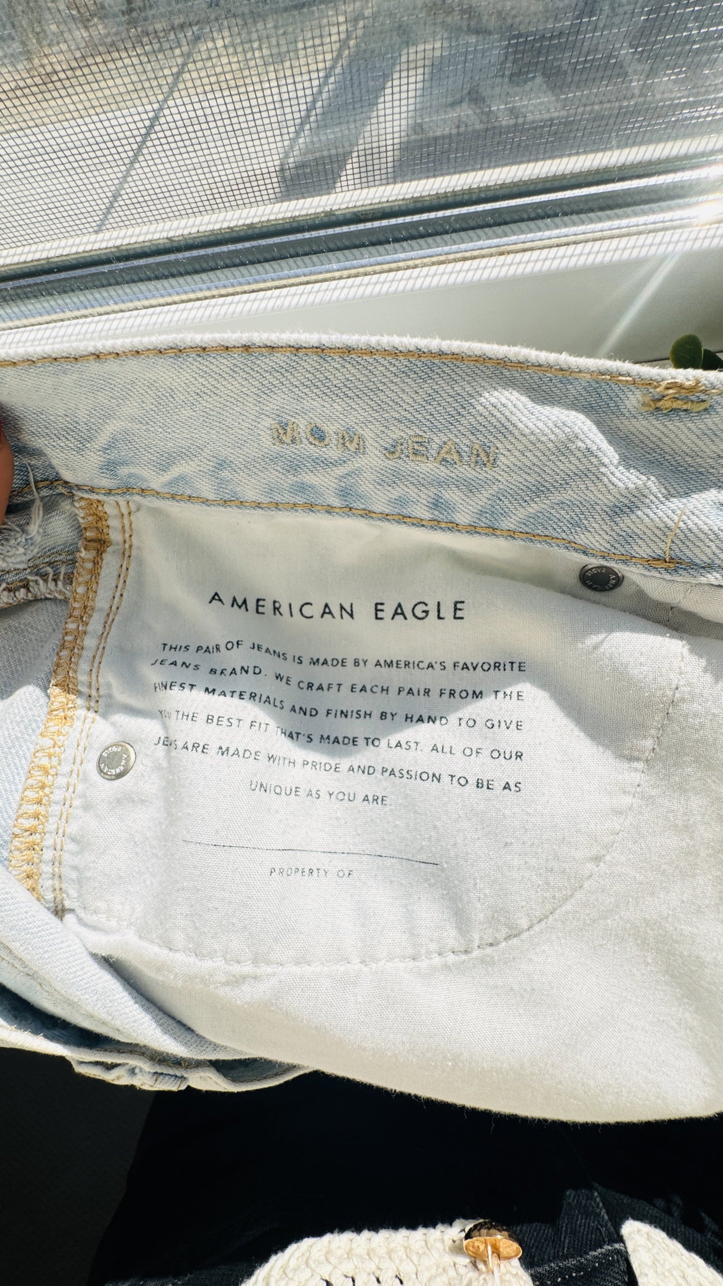 American Eagle Light Wash Distressed Mom Jean Shorts Size 12