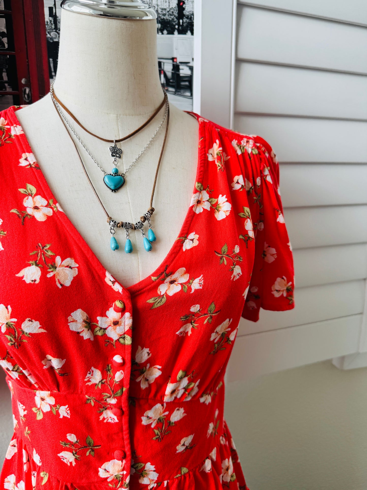 Old Navy Red Floral V-Neck Button-Front Peplum Blouse