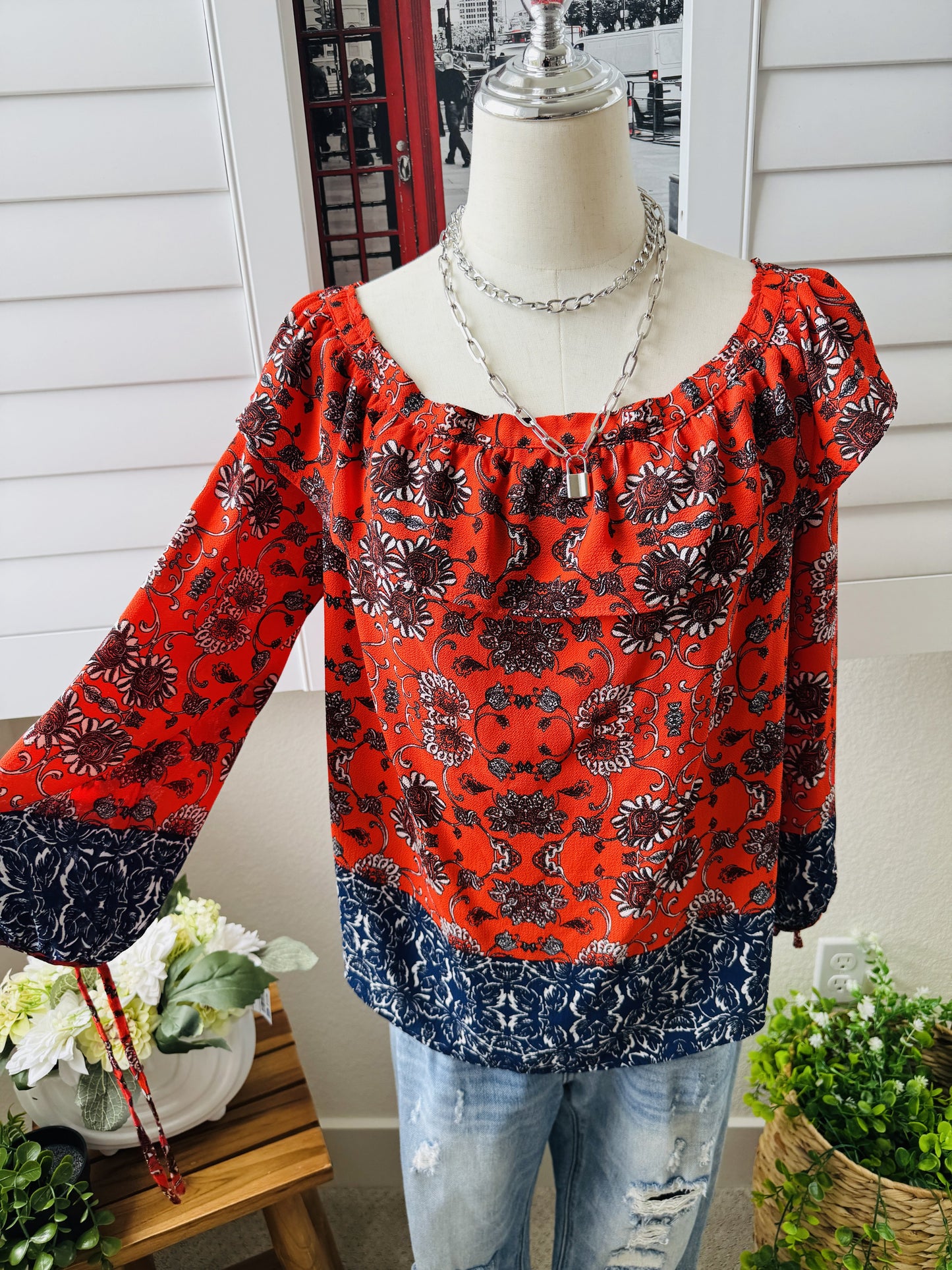 C&C California Red Floral Off-the-Shoulder Blouse Size L