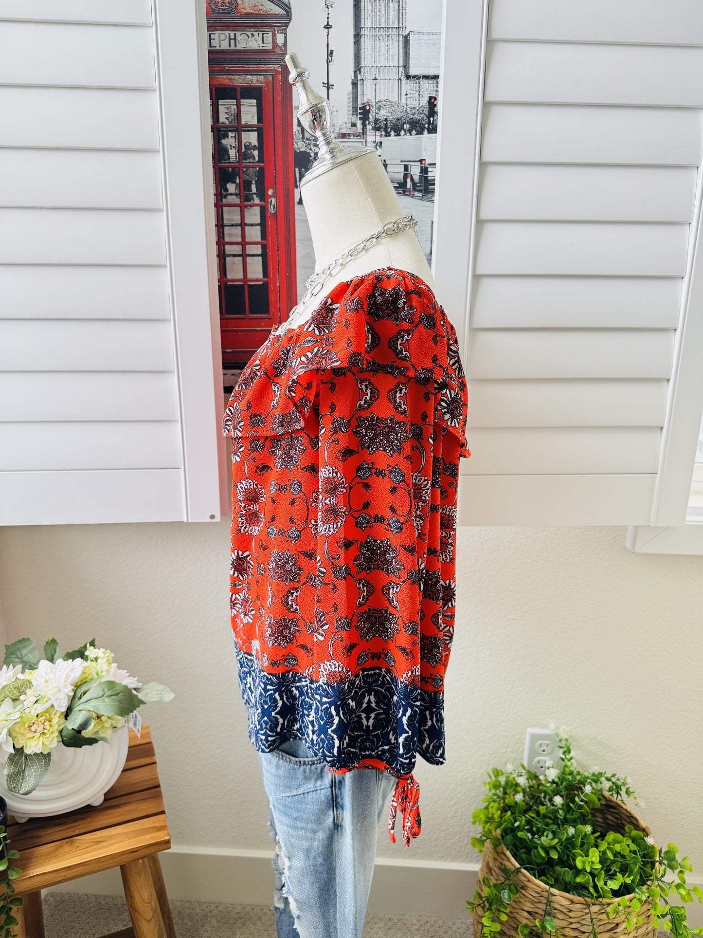C&C California Red Floral Off-the-Shoulder Blouse Size L