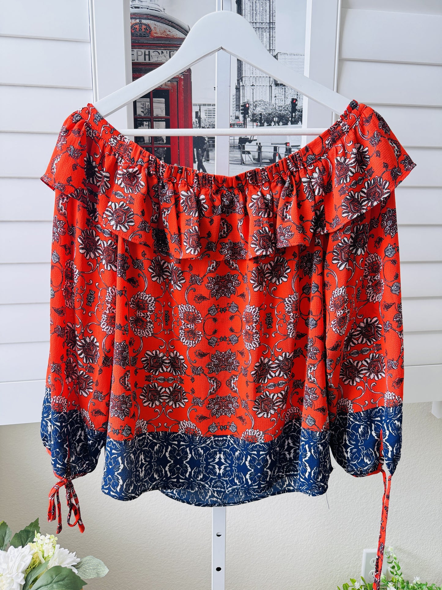 C&C California Red Floral Off-the-Shoulder Blouse Size L