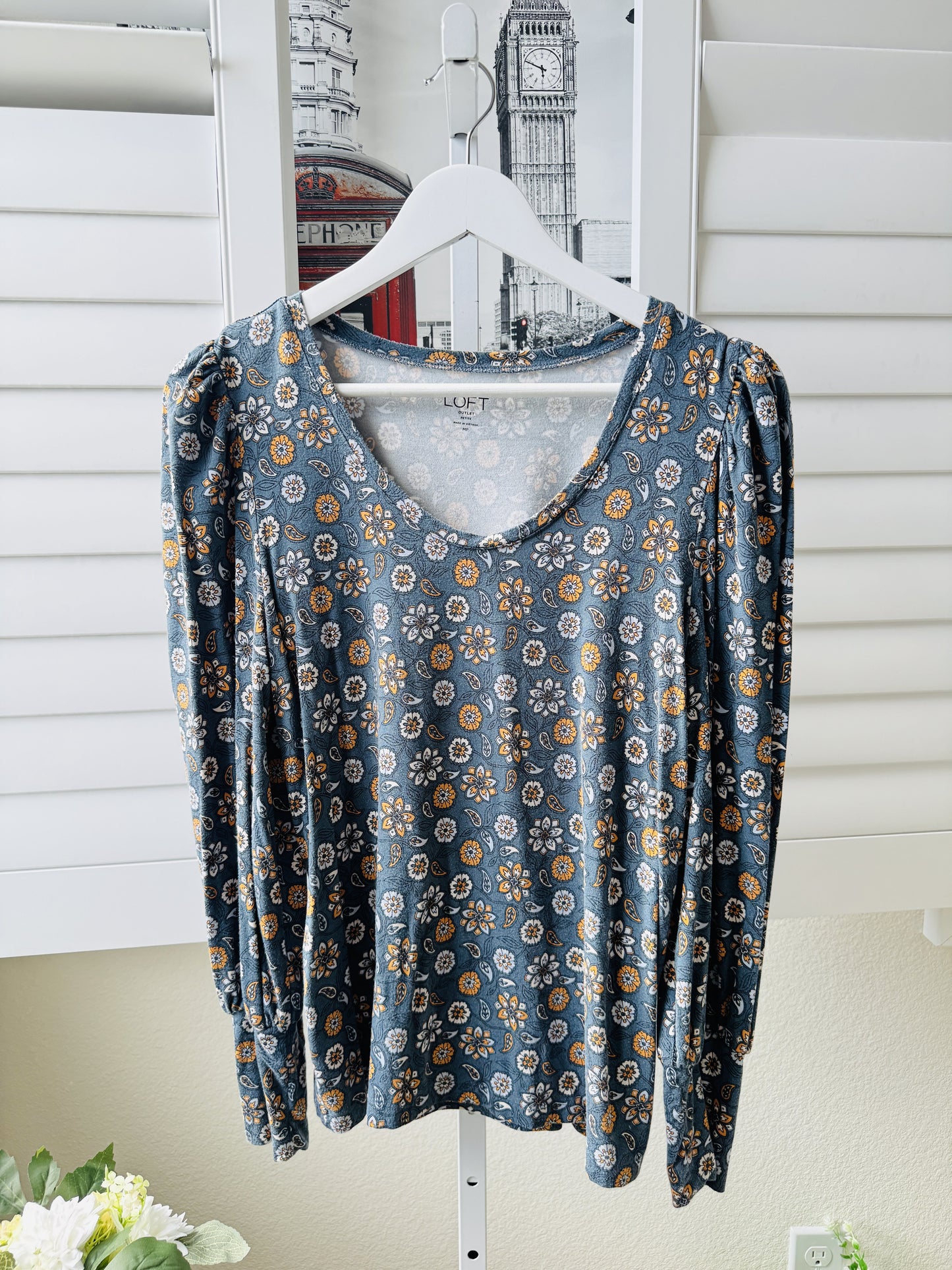 LOFT Outlet Petite Floral Paisley Long Sleeve Top - Size MP