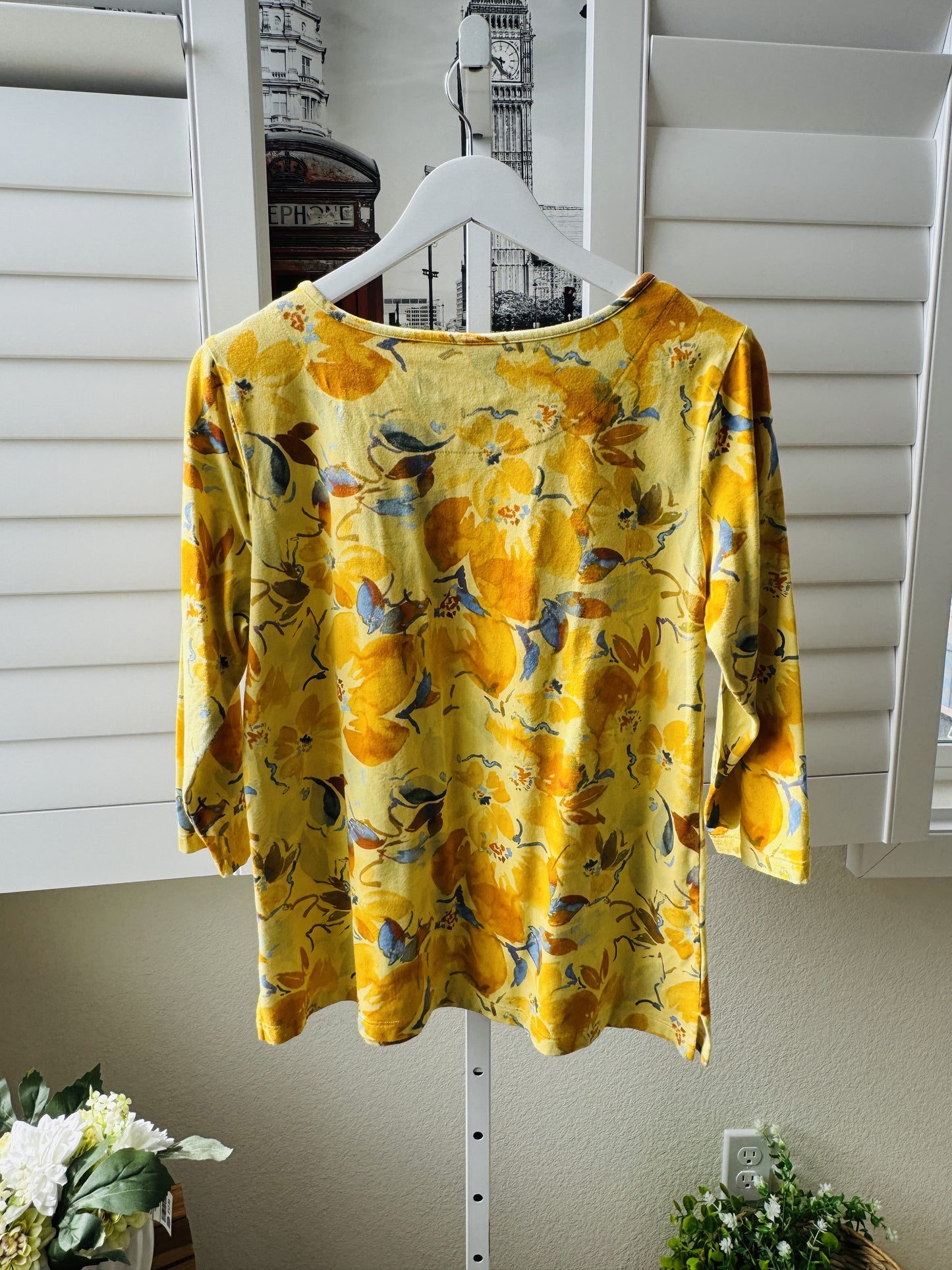 Denim & Co. Floral Watercolor Print 3/4 Sleeve Top - Size M
